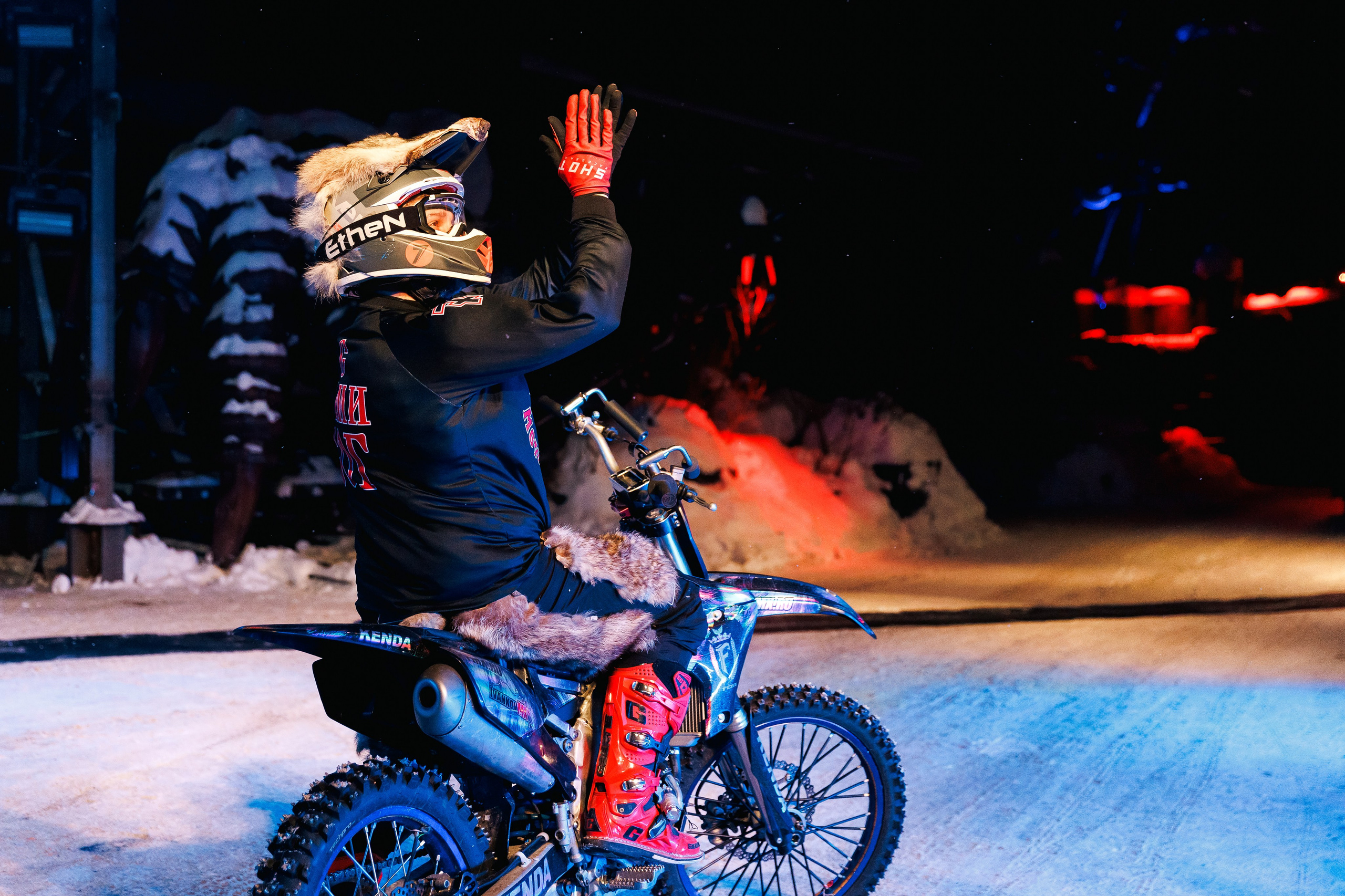 Юбилей в Sexton