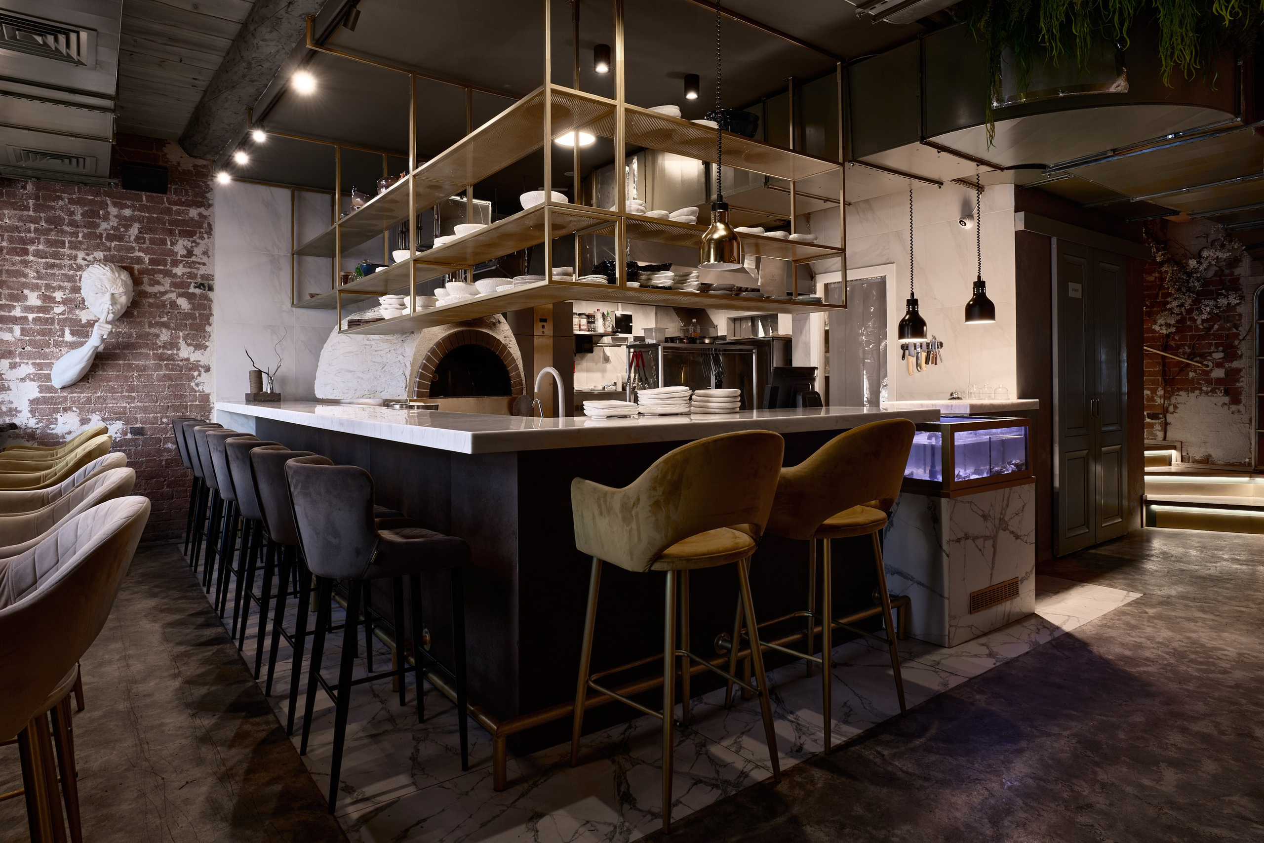 Ресторан в Екатеринбурге «Мысли в слух». Интерьерный фотограф. Фотограф архитектуры