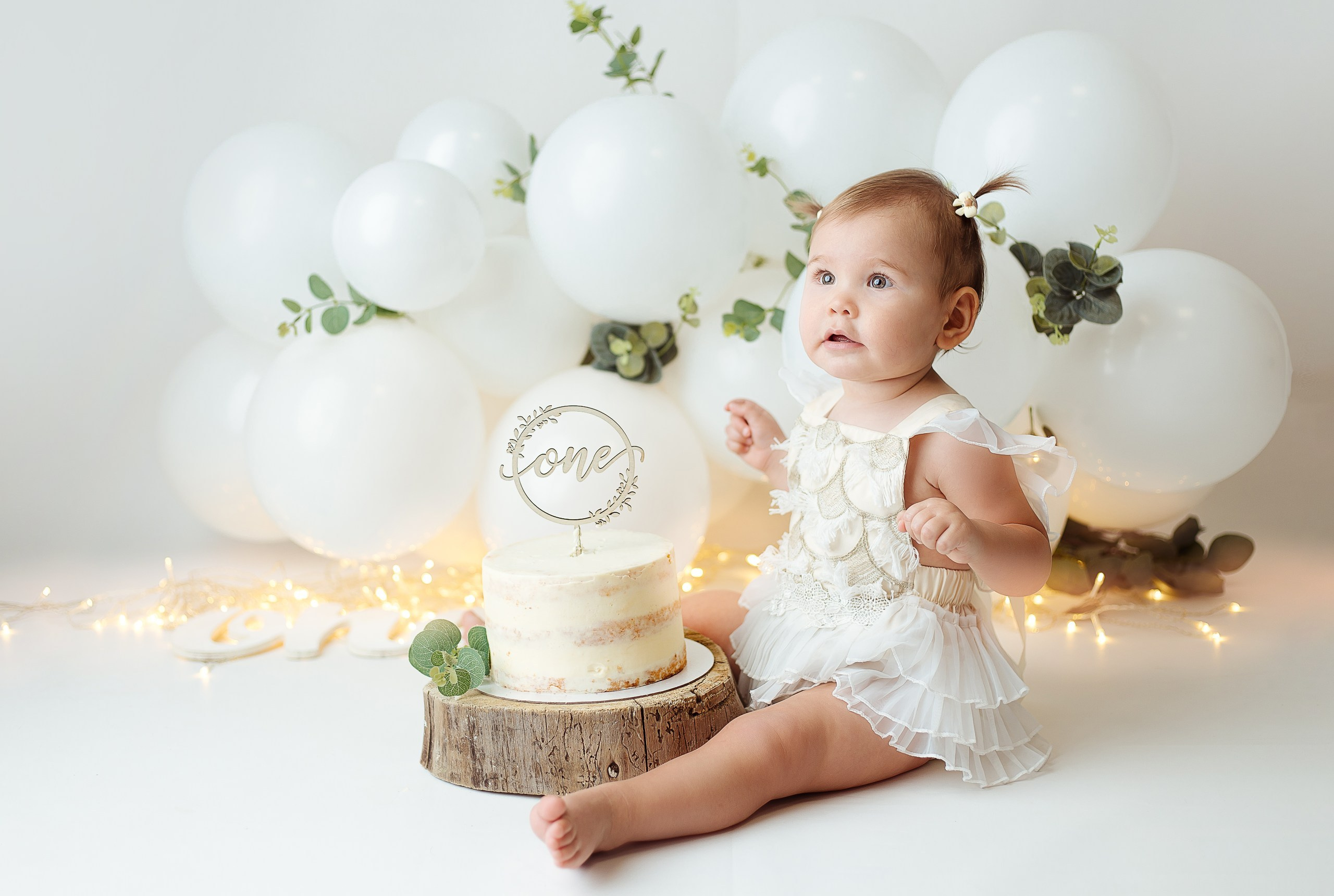 Праздничное оформление. Фотограф беременности, новорожденных Москва. годики под ключ