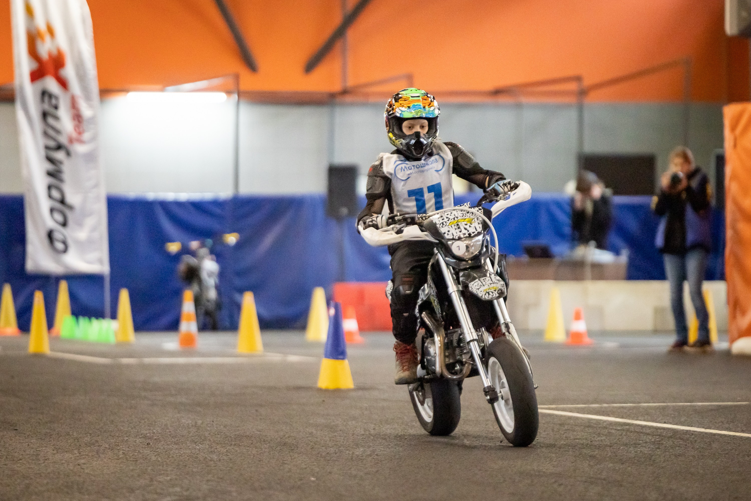 Соревнования в Мотошколе «Мосгортранс». Фотограф Владимир Охрименко