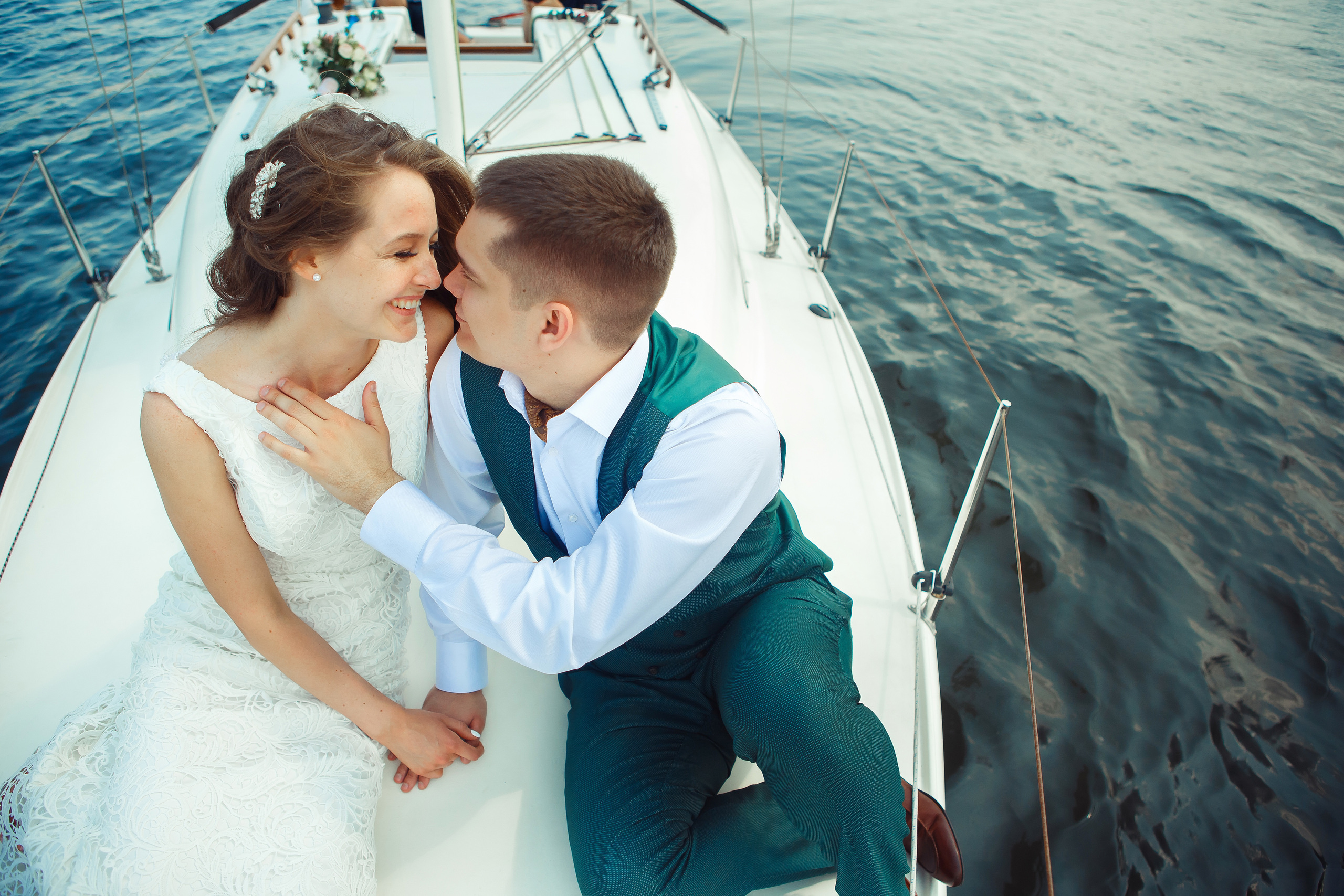 Яхта, парус, в этом мире только мы одни. Свадебный и портретный Фотограф в Липецке Дмитрий Котюков