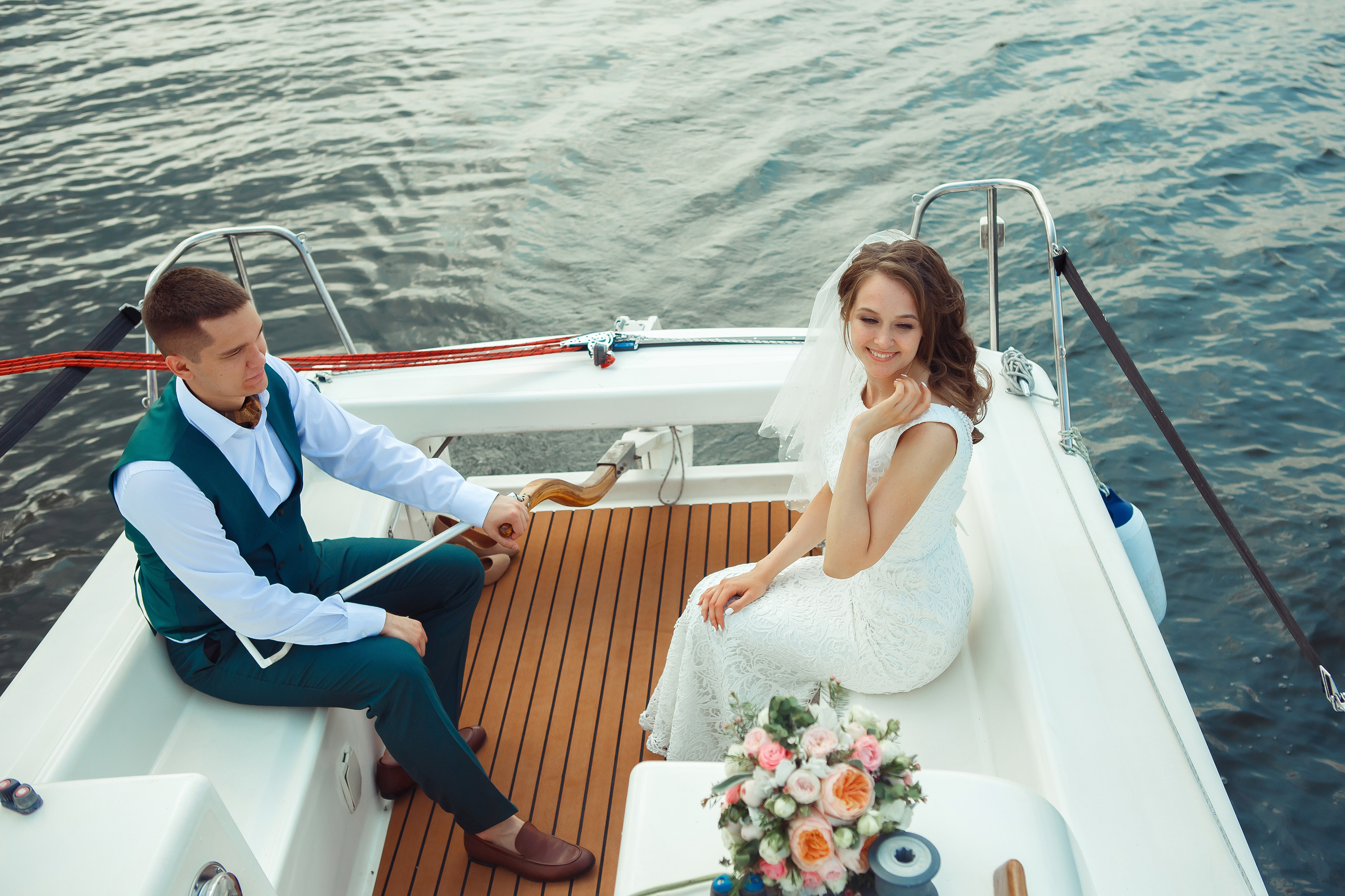 Яхта, парус, в этом мире только мы одни. Свадебный и портретный Фотограф в Липецке Дмитрий Котюков