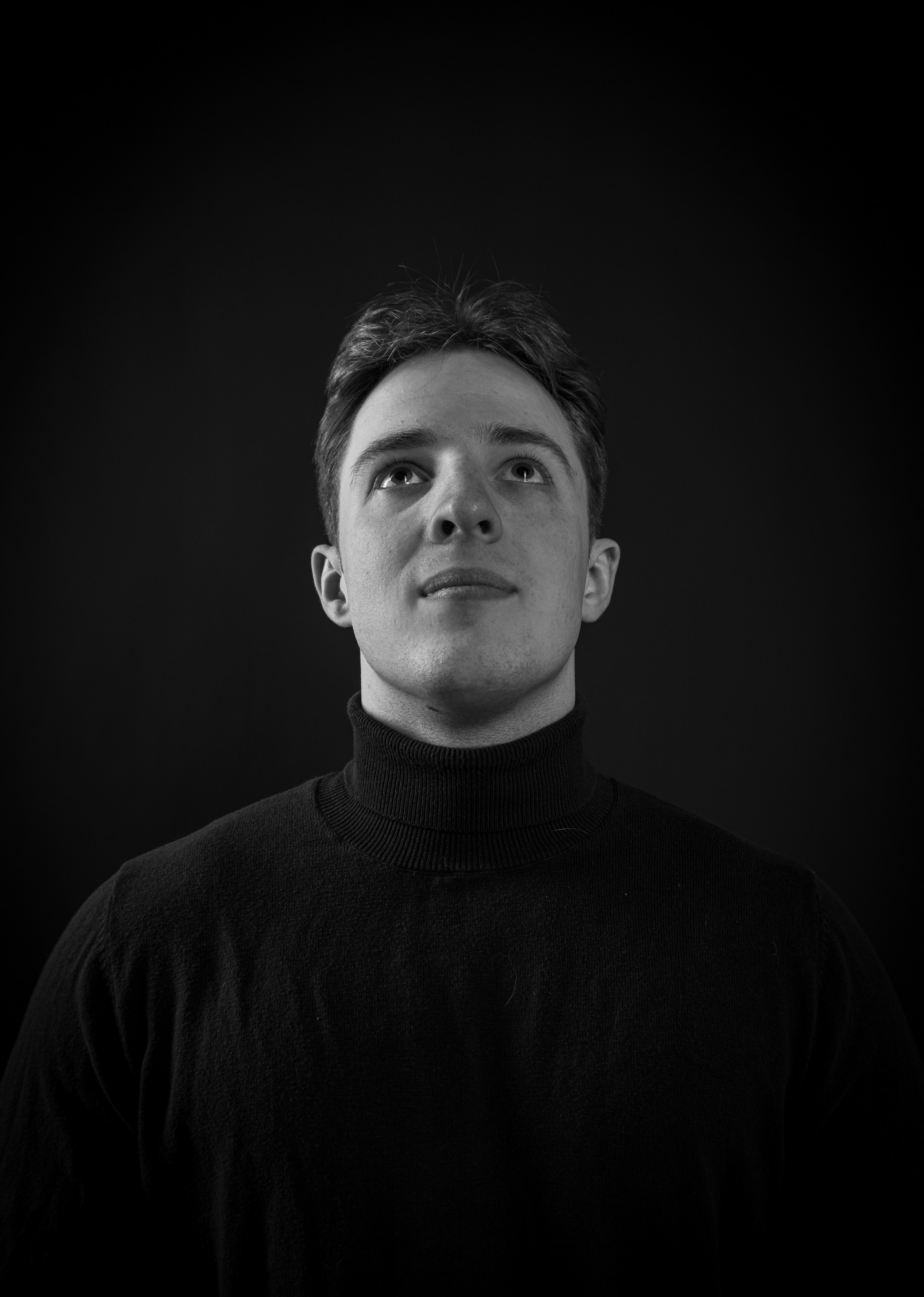 Фотосессии в студии. Даниил Сапаров | Портретный фотограф