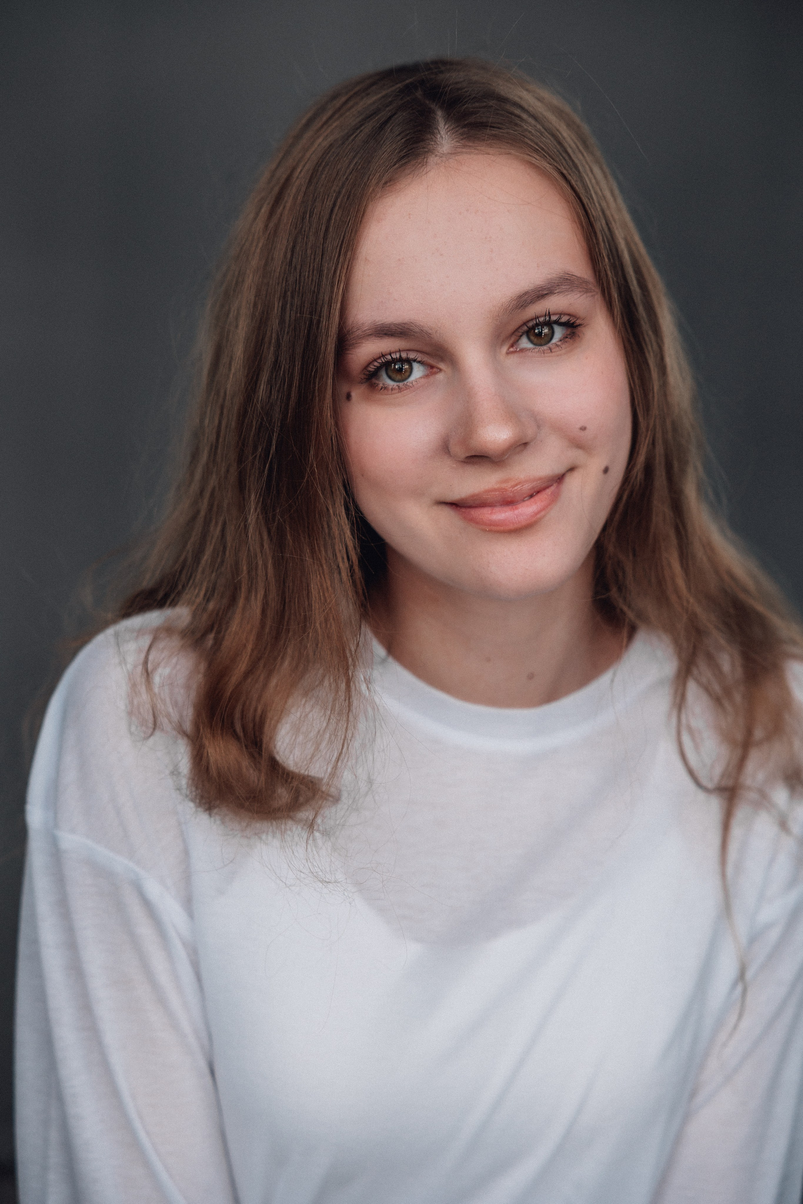 ПОЛИНА. Я фотограф из Москвы к Вашим услугам