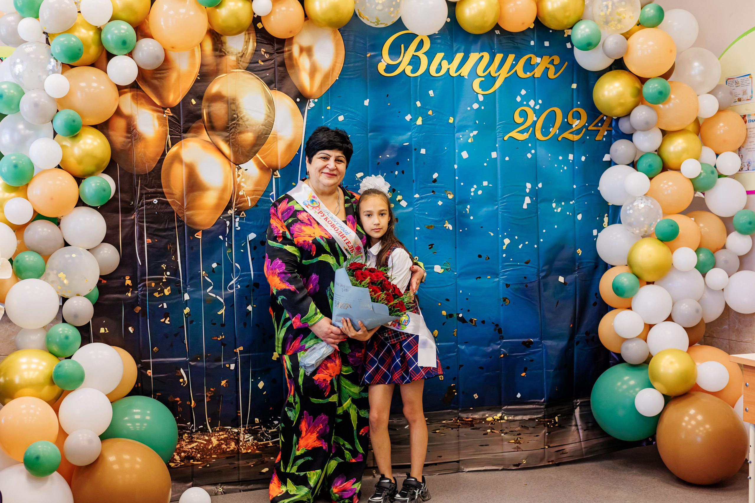 Выпуск 4а 25школа'24 год. Свадебный и семейный фотограф в Армавире