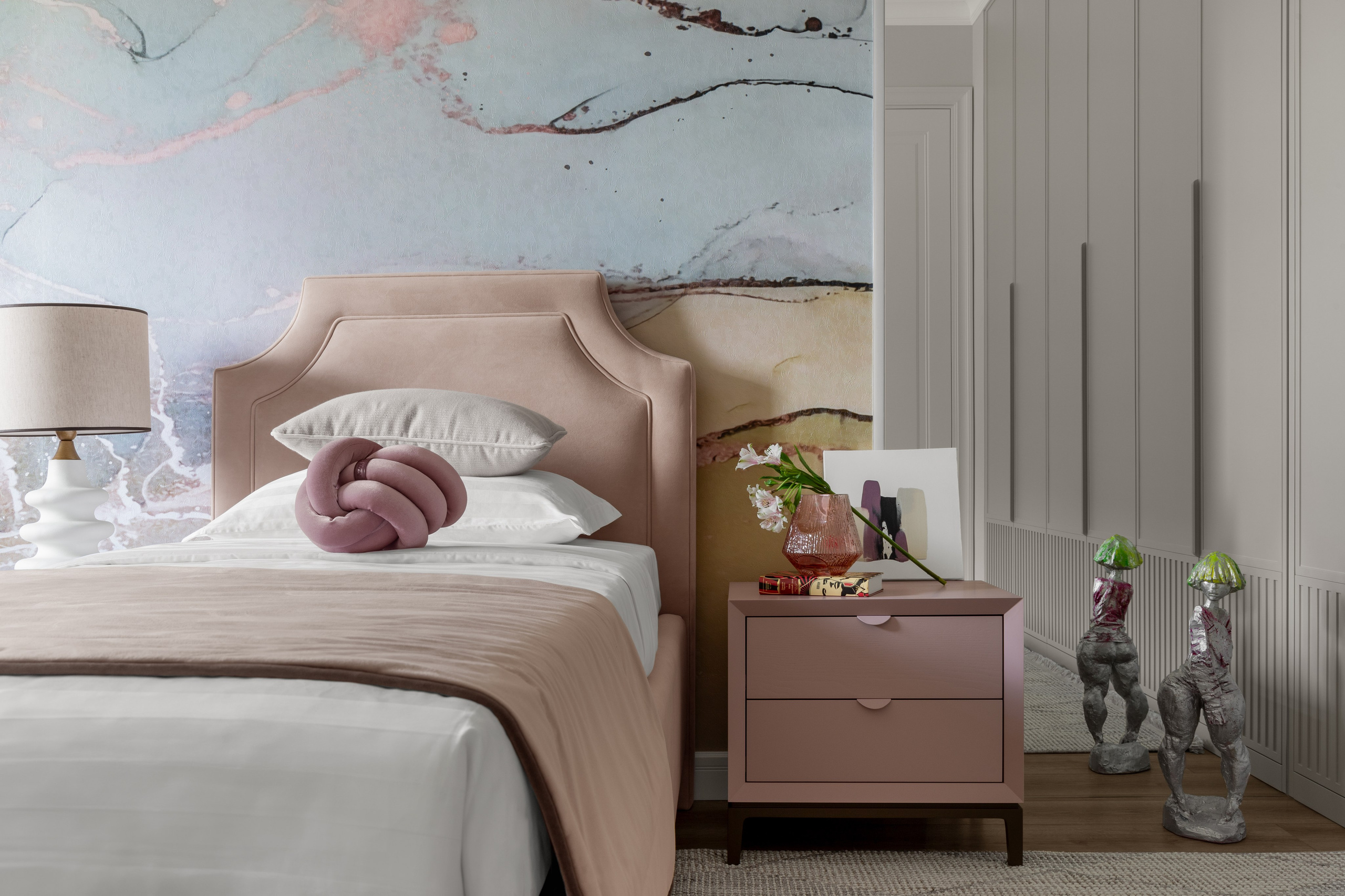 Профессиональная фотография спальни девочки