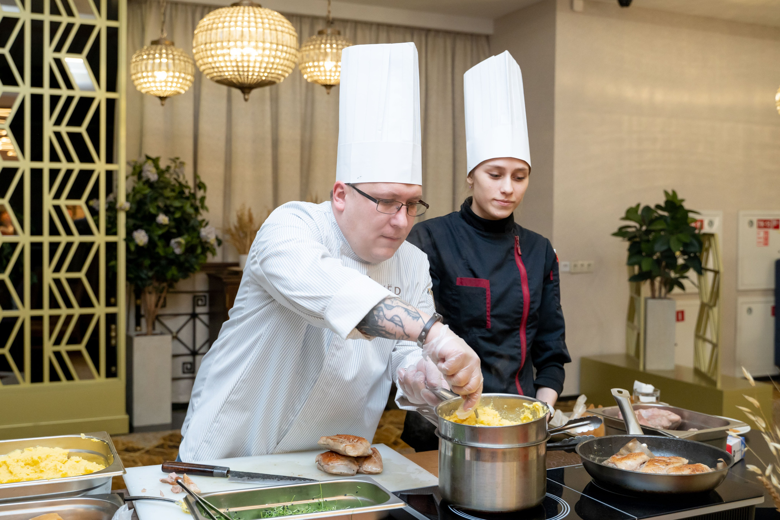 Битва Шефов в ресторане «Мед». Главная