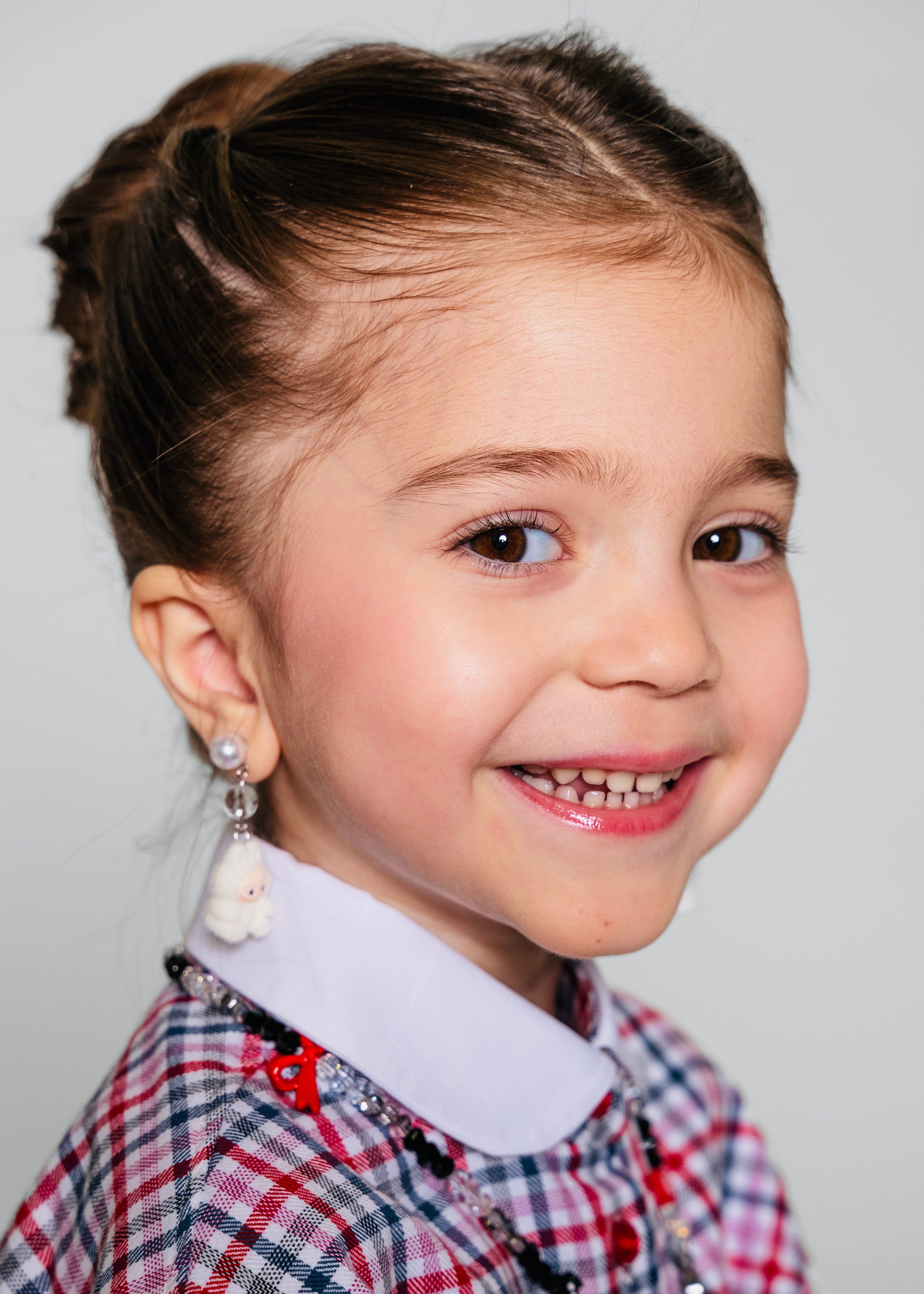 Камила И. (дети). Фото и видео продакшн в Москве — съемка для брендов и маркетплейсов