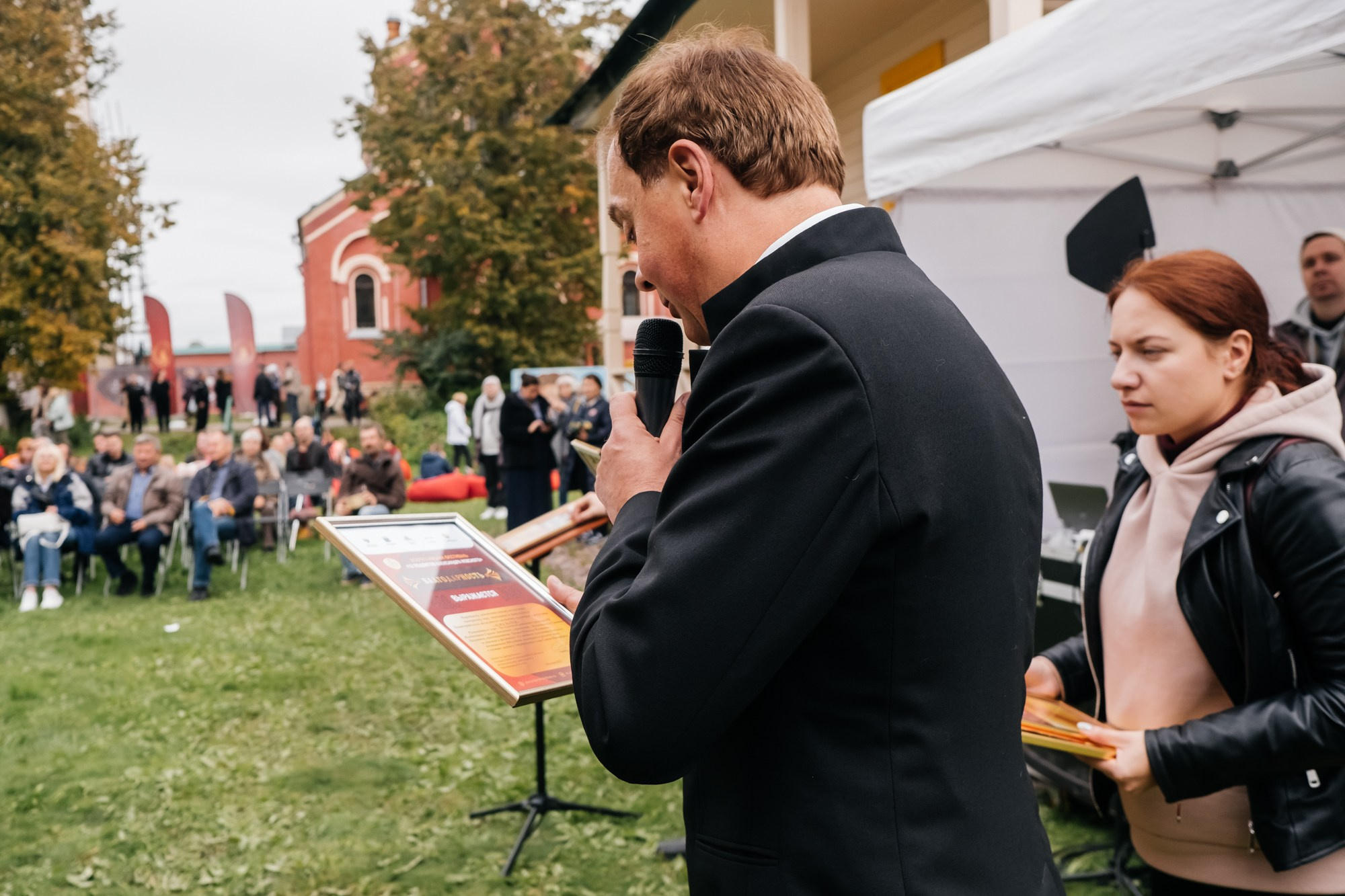 Всероссийский форум «12 подвигов Александра Невского» | Старая Ладога 2021. Репортажный фотограф в Санкт-Петербурге СПБ Алиса Ческидова на ваше мероприятие