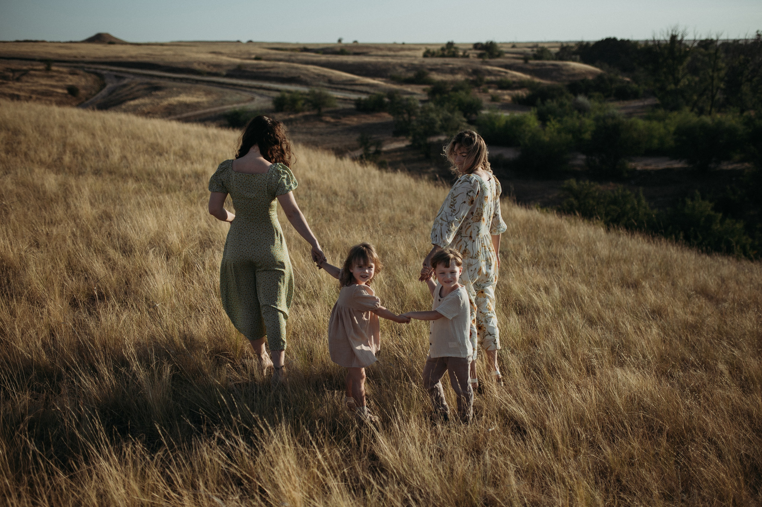 Наташа, Степа, Василиса, Лера. Www.ostermiller.ru