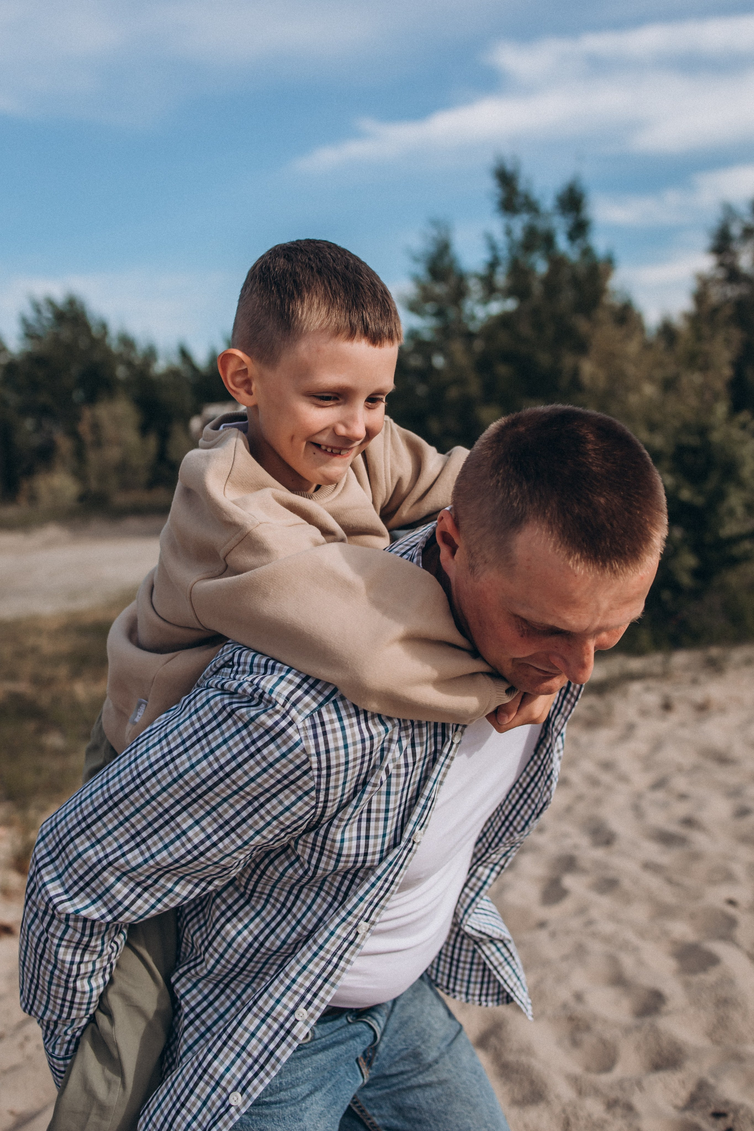 Семья Чаузовых. Семейный фотограф Нижневартовск Тюмень Ефимова Ирина