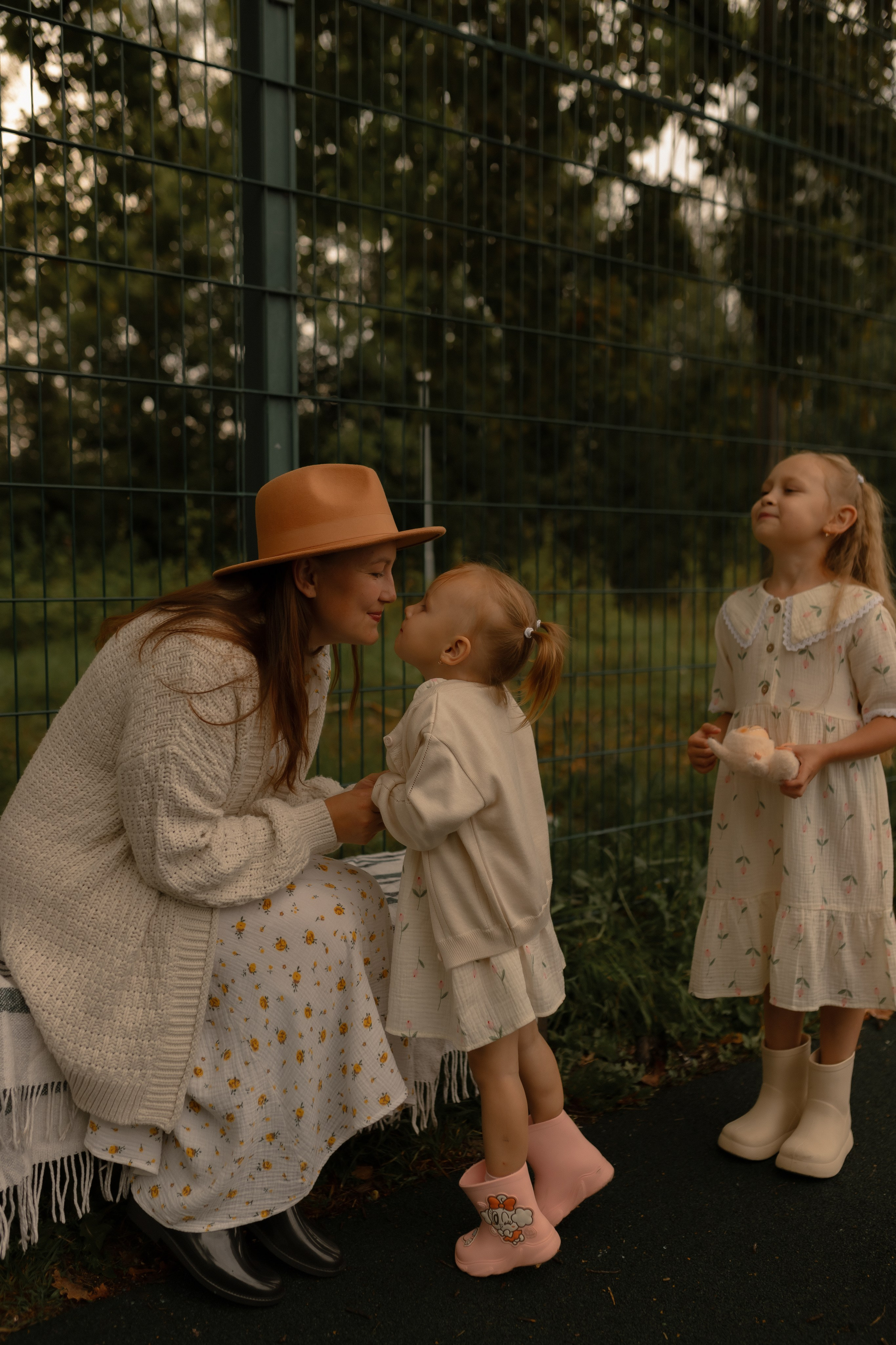 Мама Алина, Маша, Дина и Анечка. Фотограф Татьяна Семенова