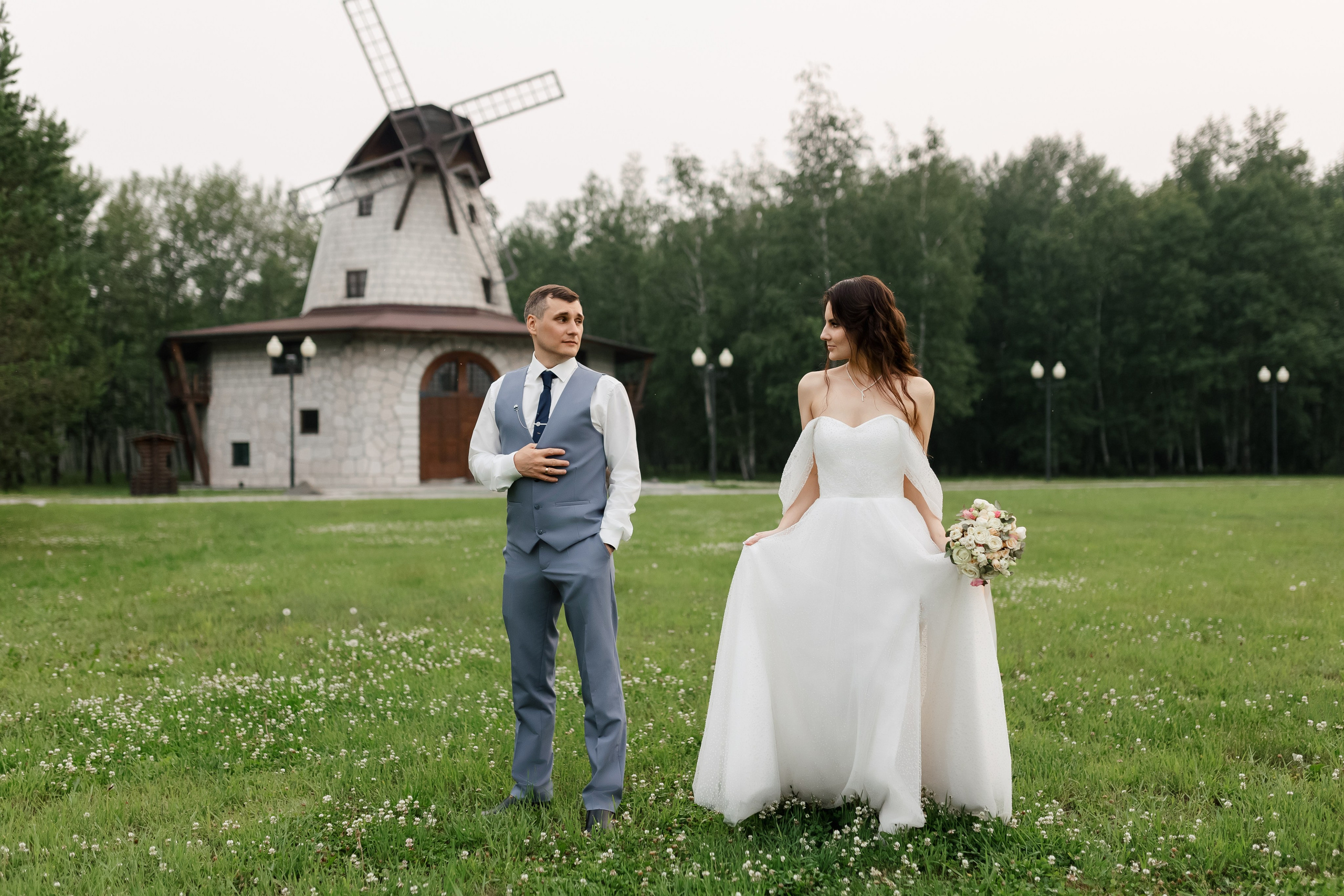 Антон и Яна. Сборы. Дом Офицеров. Выездная. Мельница. Свадебный фотограф в Хабаровске