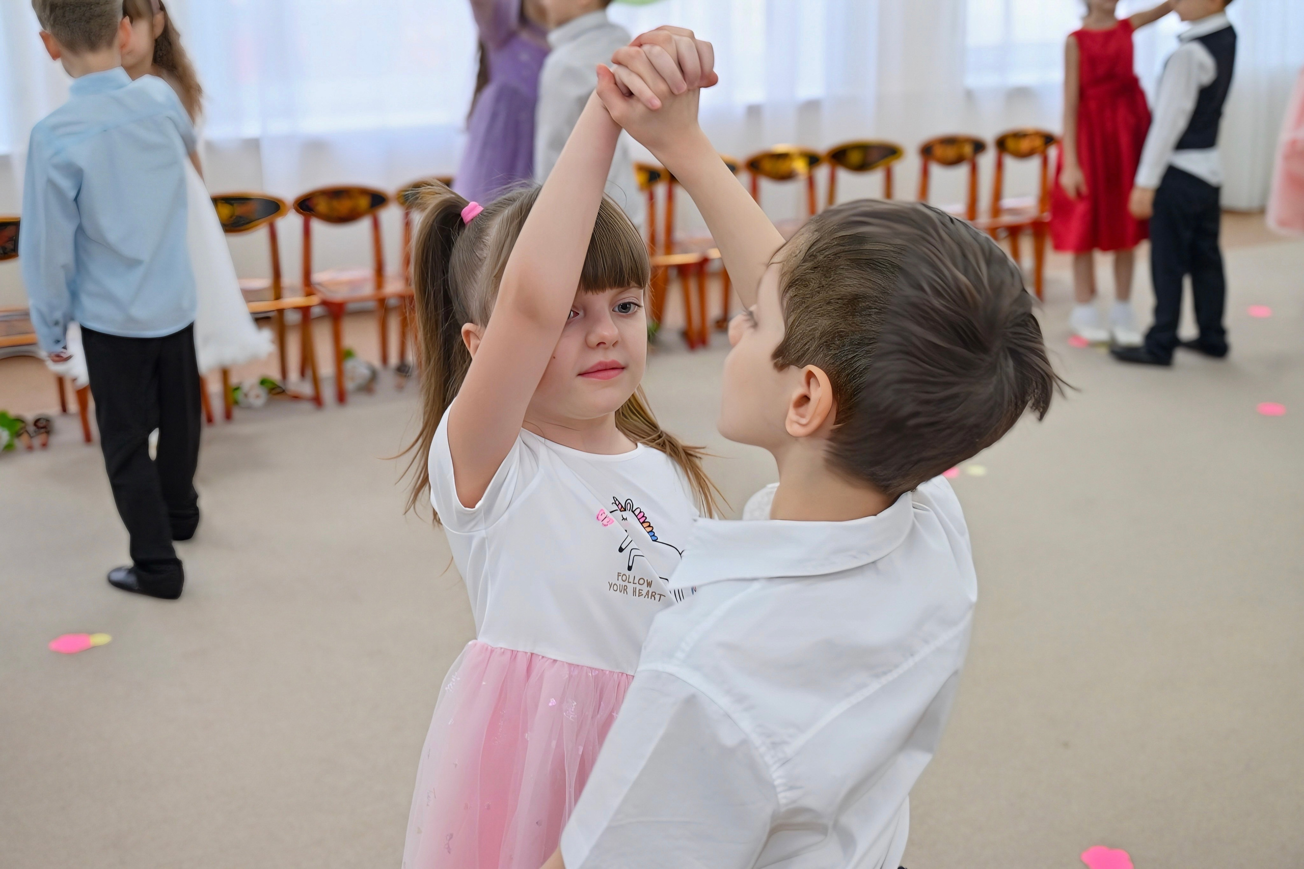 Праздник в группе Цветик семицветик. Семейный и детский фотограф Москва