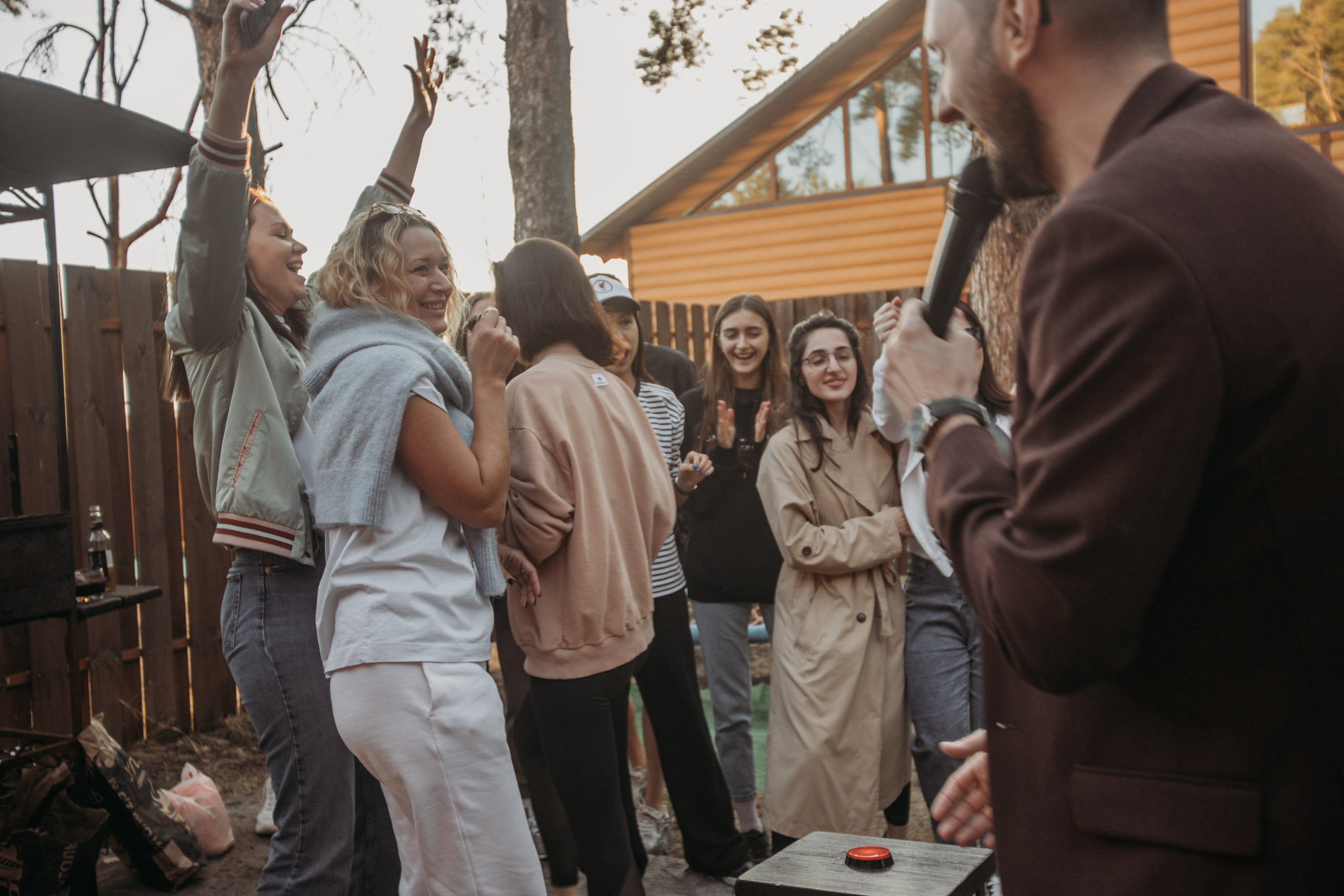 Корпоратив Muza_Arts. Венера Гайн. Репортажный фотограф  Тюмень. Обучение фотографии с 0