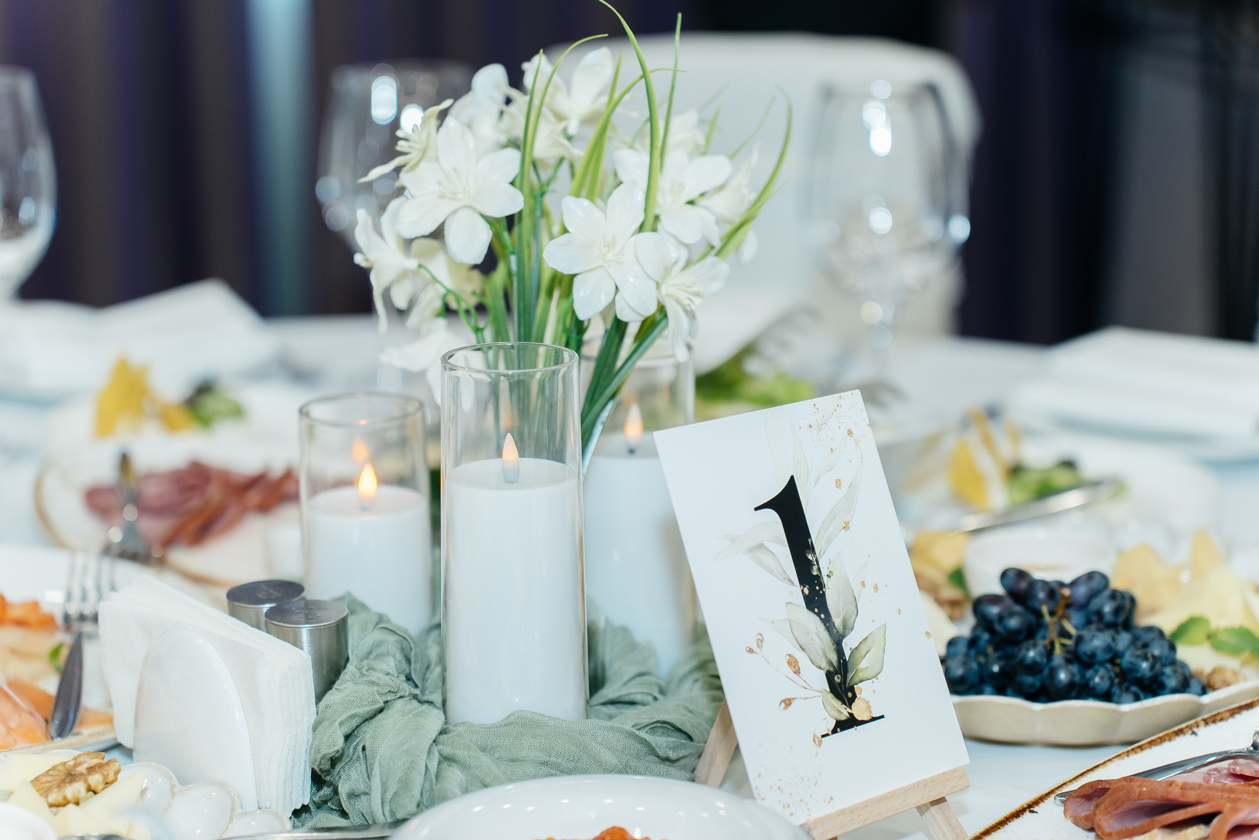 City Center. Для тех, кто не ждёт удачи, а создаёт её. Каждая фотосессия — это твой момент, твой стиль, твой успех. 📸