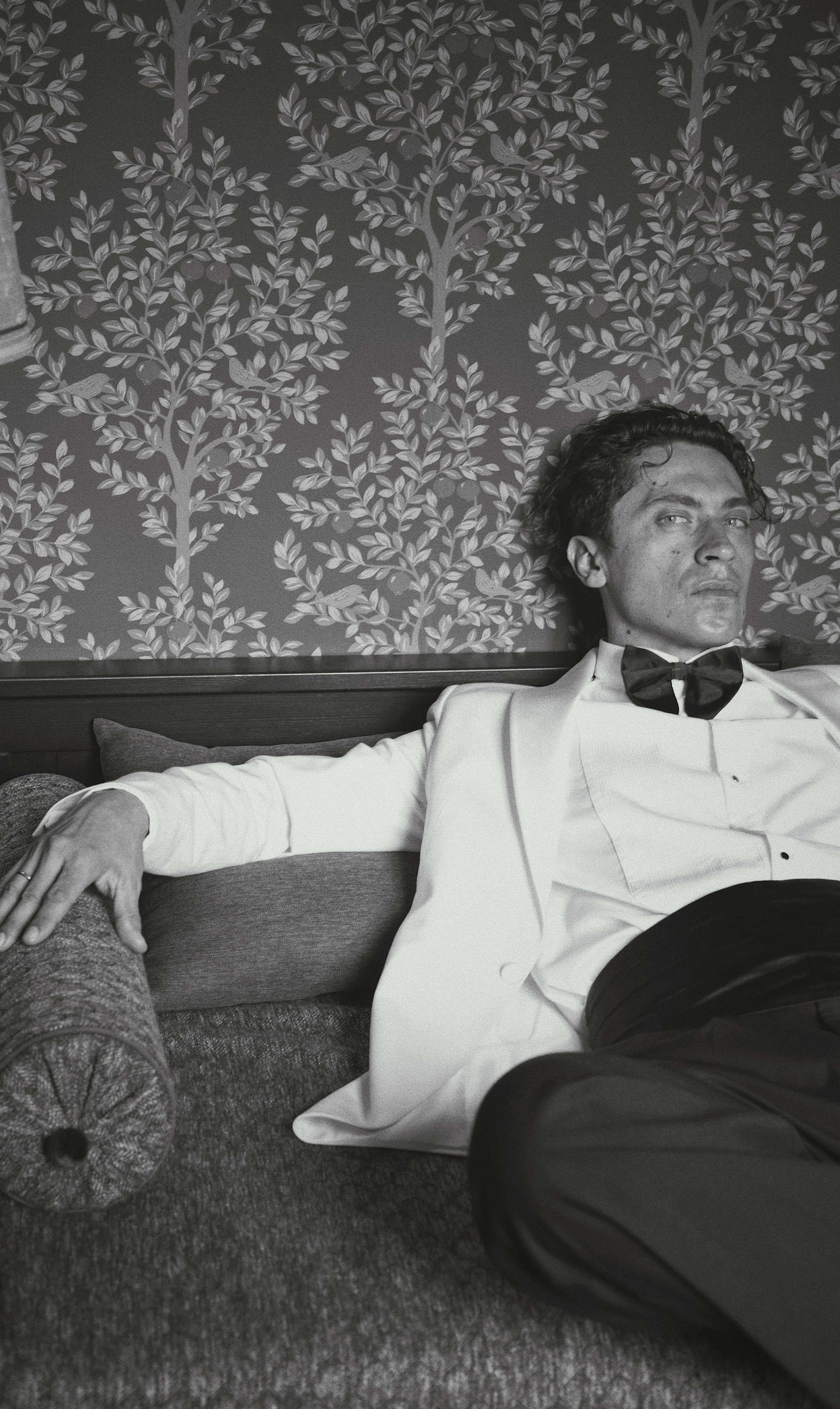 Услуги. Режиссёр Роман Шабельский