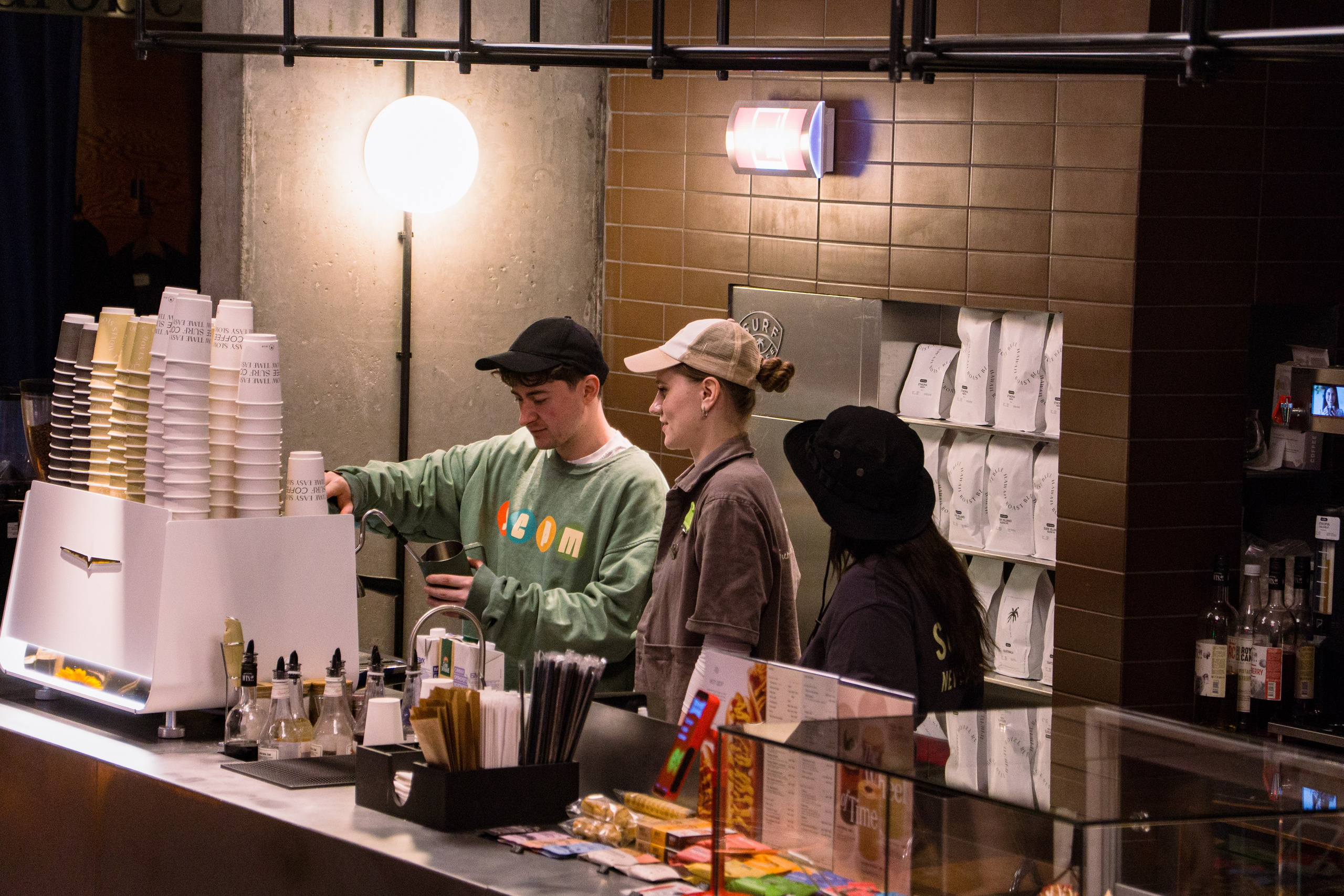 Surf coffee X Sunday. Фотограф