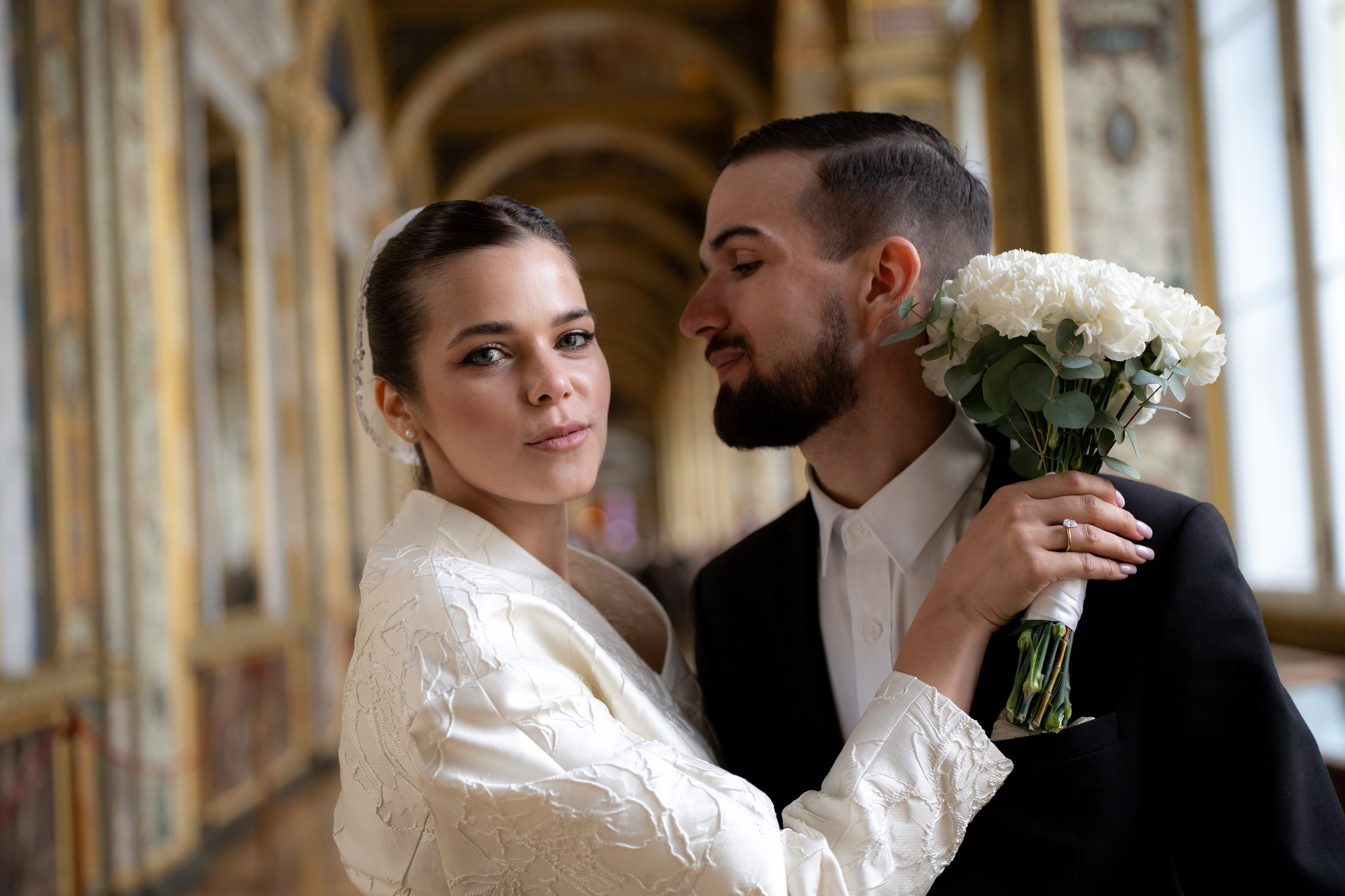Свадебная фотосессия в Апреле в Петербурге. Свадебный фотограф Александр Невский в Санкт-Петербурге