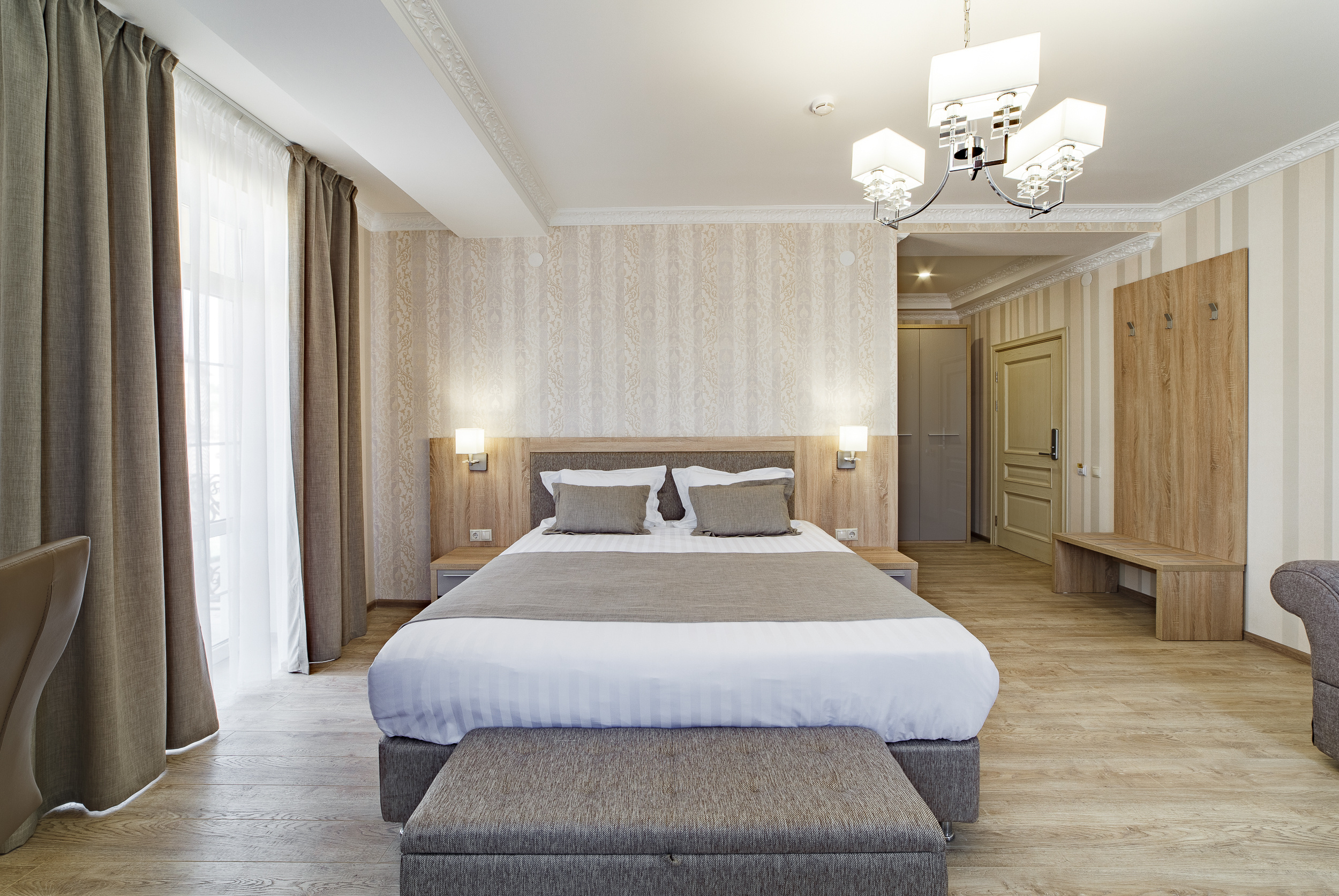 Renatphoto-фотосъёмка территории и бассейнов с детскими площадками  в пансионате. Профессиональная фотосъёмка интерьеров, предметная фотосессия еды для меню г. Анапа