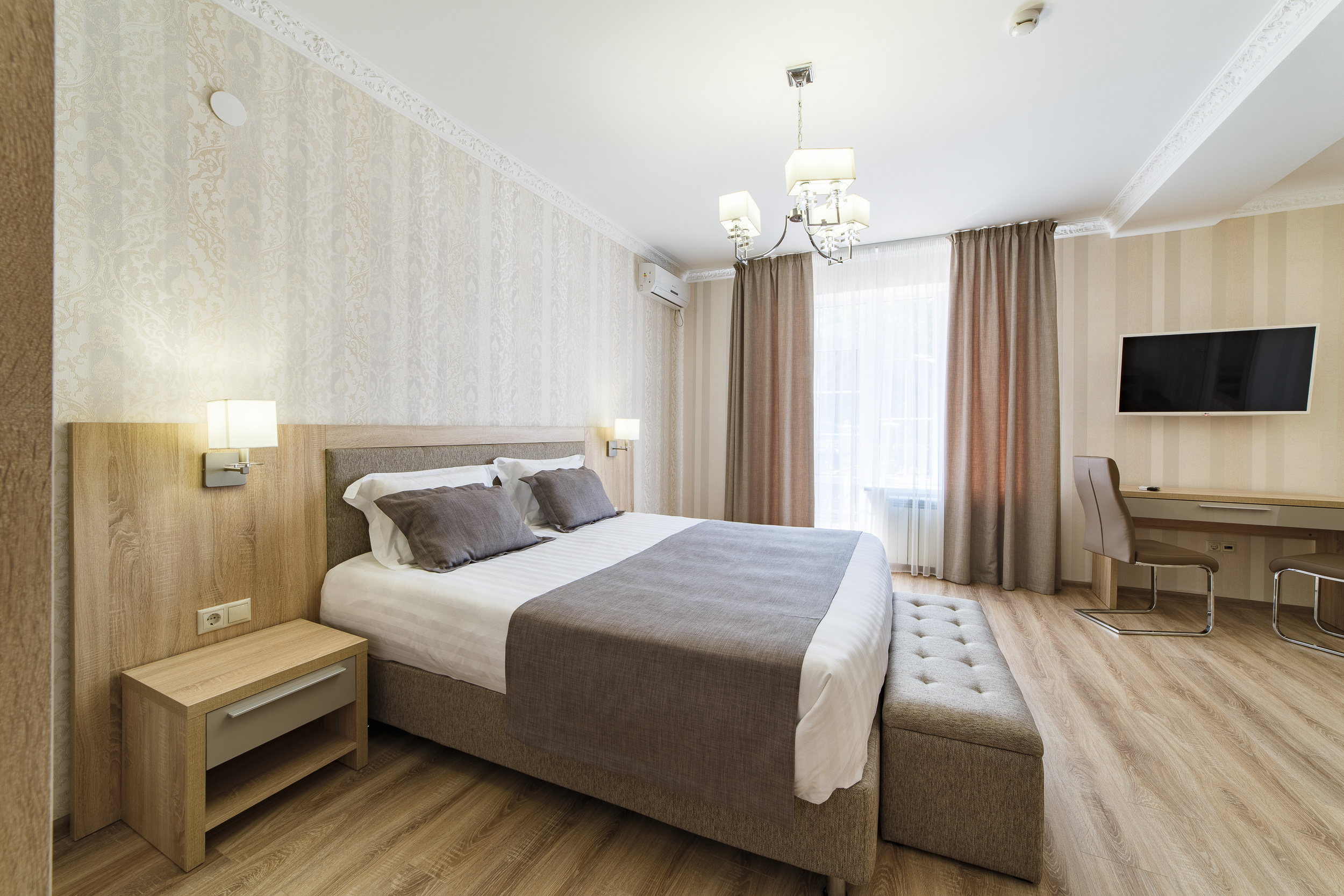 Renatphoto-фотосъёмка территории и бассейнов с детскими площадками  в пансионате. Профессиональная фотосъёмка интерьеров, предметная фотосессия еды для меню г. Анапа