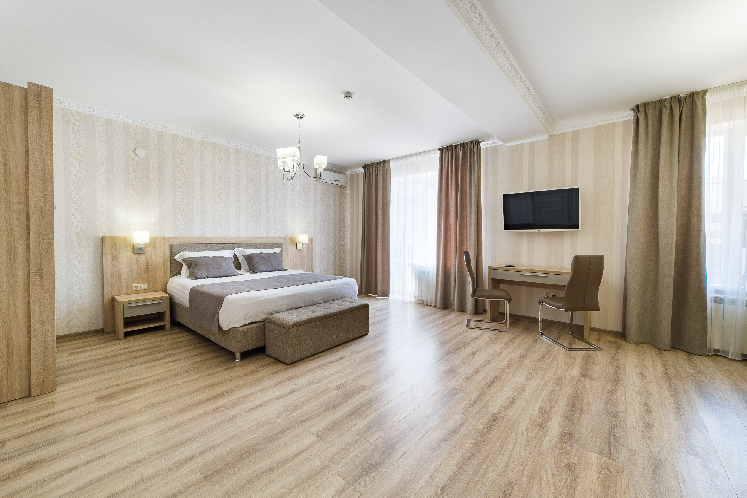 Renatphoto-фотосъёмка территории и бассейнов с детскими площадками  в пансионате. Профессиональная фотосъёмка интерьеров, предметная фотосессия еды для меню г. Анапа