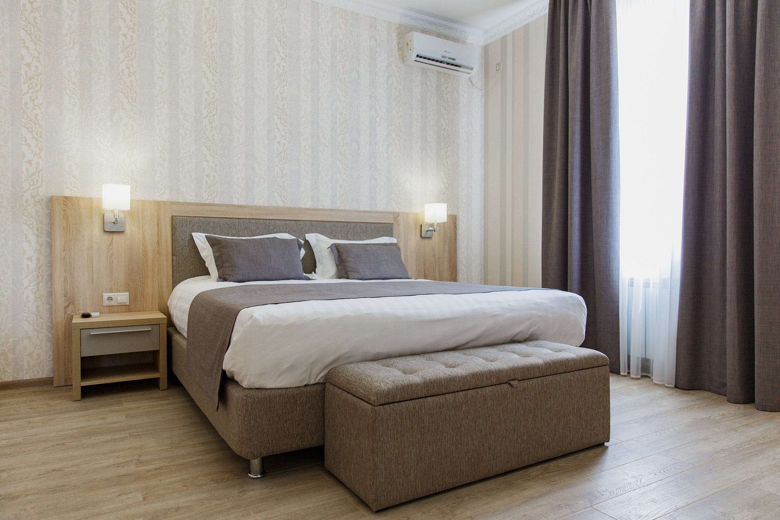 Renatphoto-фотосъёмка территории и бассейнов с детскими площадками  в пансионате. Профессиональная фотосъёмка интерьеров, предметная фотосессия еды для меню г. Анапа