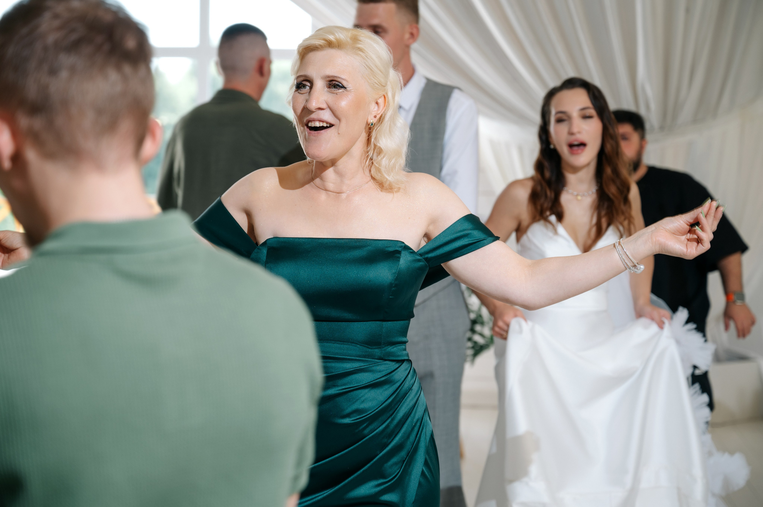 Свадьба в Гребнево в Трубецком. Свадебный и семейный фотограф Виктория Носачёва. Щелково, Москва и МО