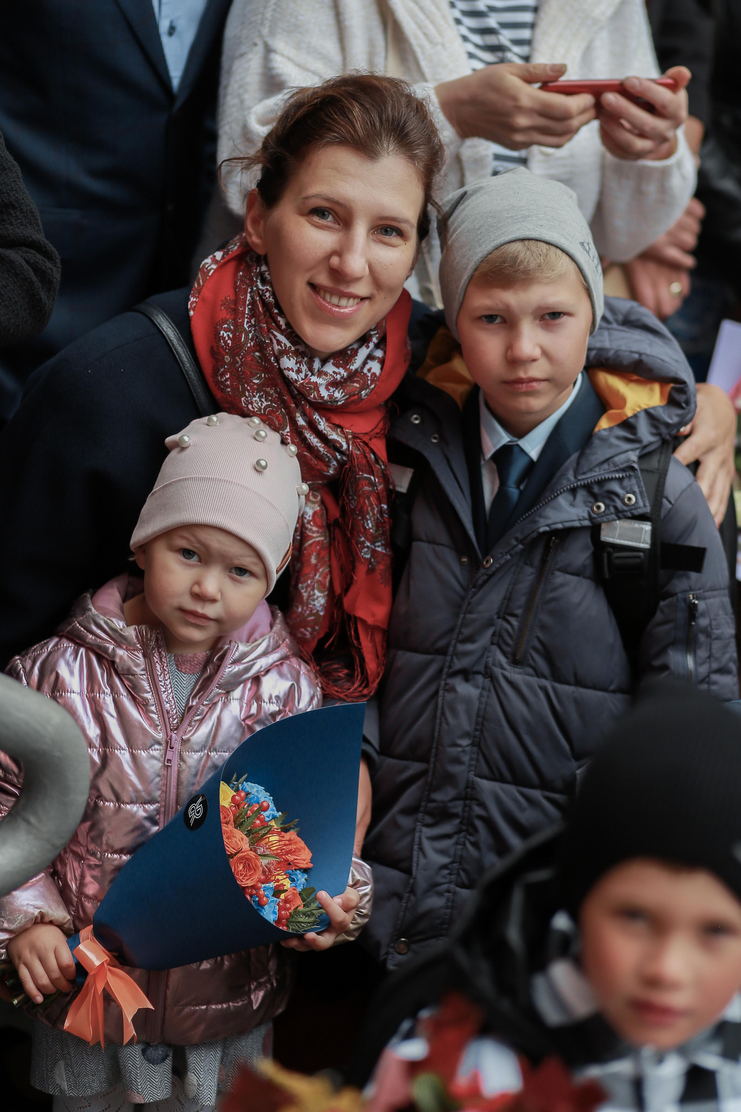 1 сентября в школе 296. Антонина Морозова, профессиональный семейный фотограф видеограф