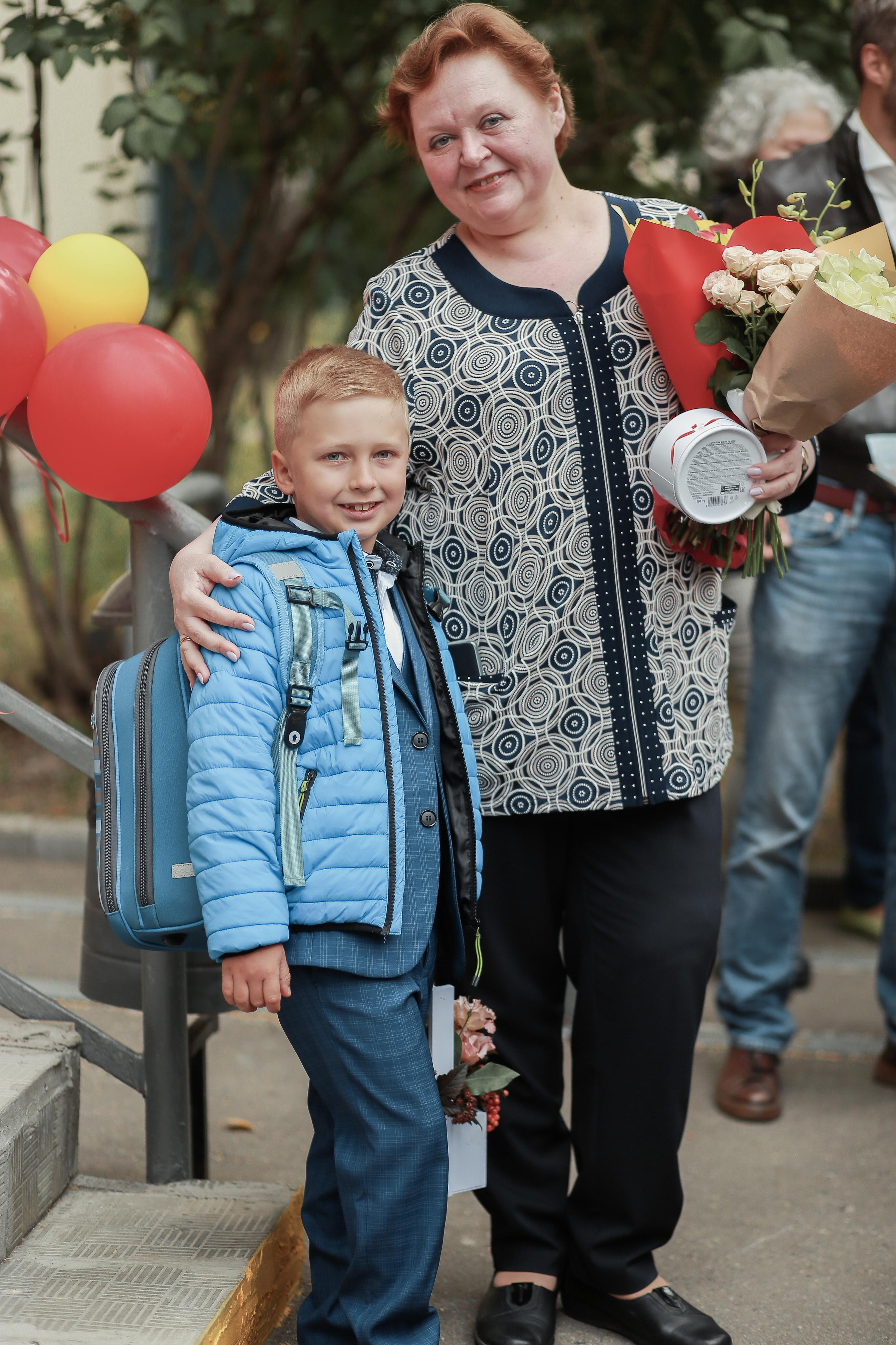 1 сентября в школе 296. Антонина Морозова, профессиональный семейный фотограф видеограф