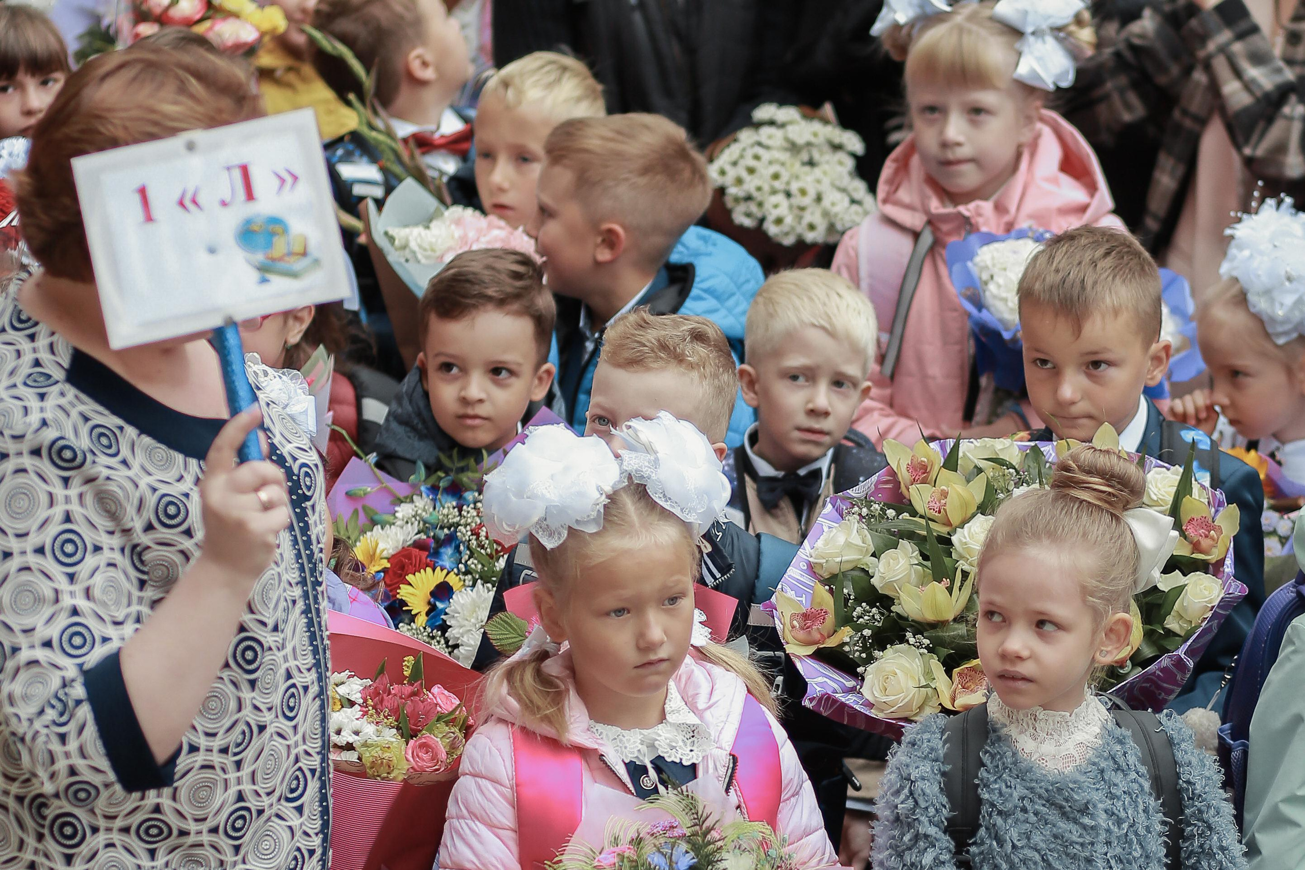 1 сентября в школе 296. Антонина Морозова, профессиональный семейный фотограф видеограф