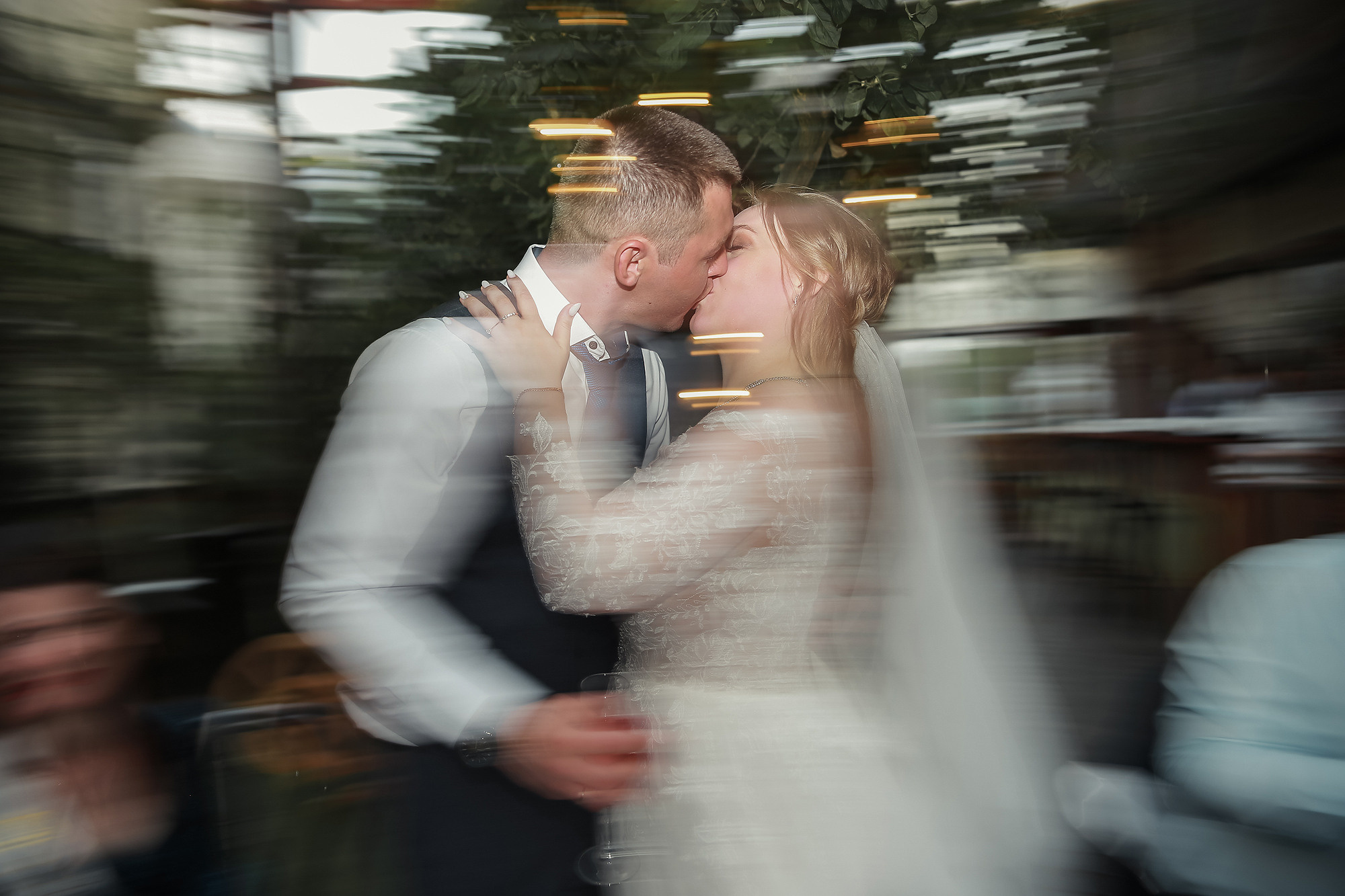 Свадебный банкет в ресторане IQ CAFE. Антонина Морозова, профессиональный семейный фотограф видеограф