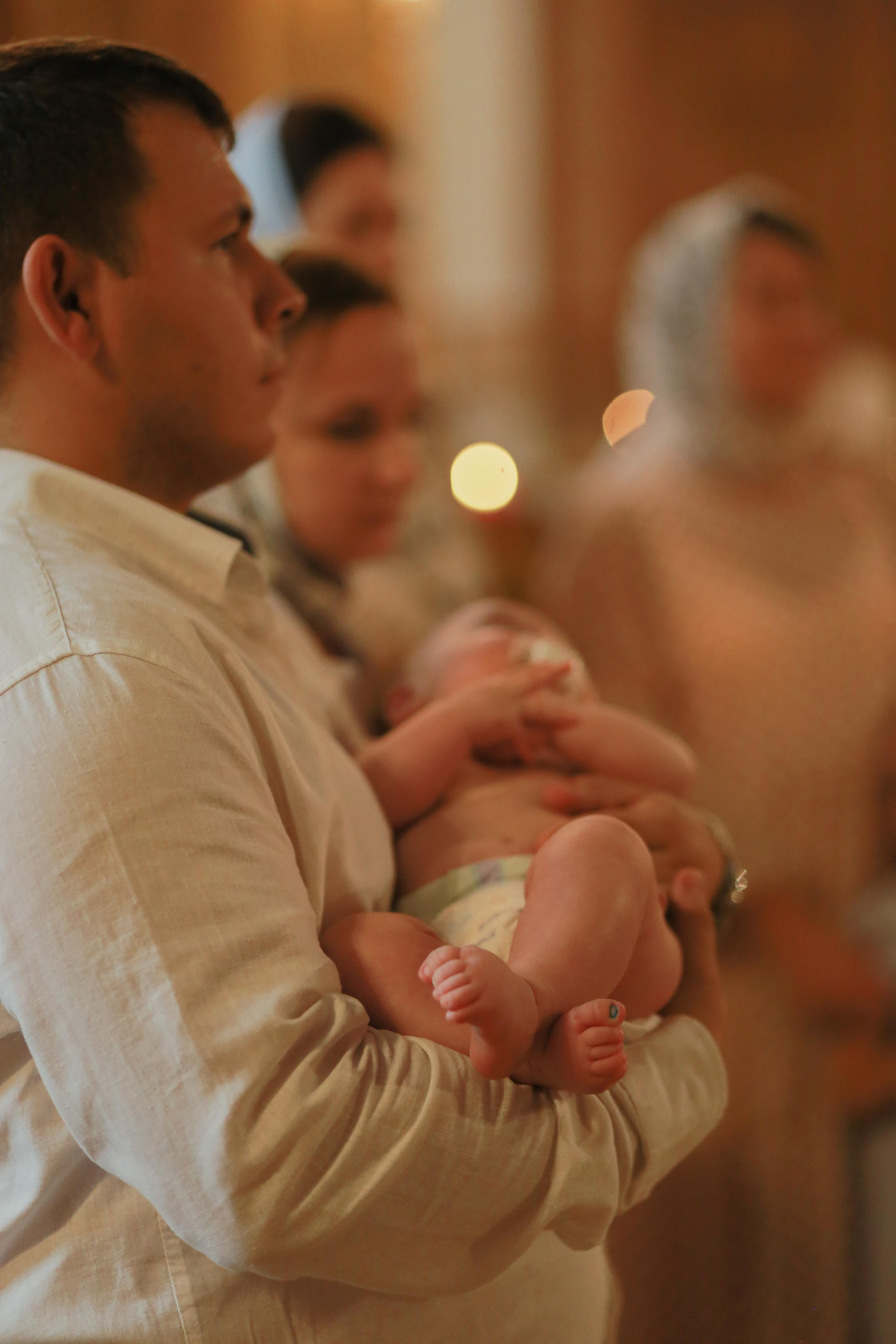 Крещение Евы. Покровский собор. Измайловский остров. Антонина Морозова, профессиональный семейный фотограф видеограф