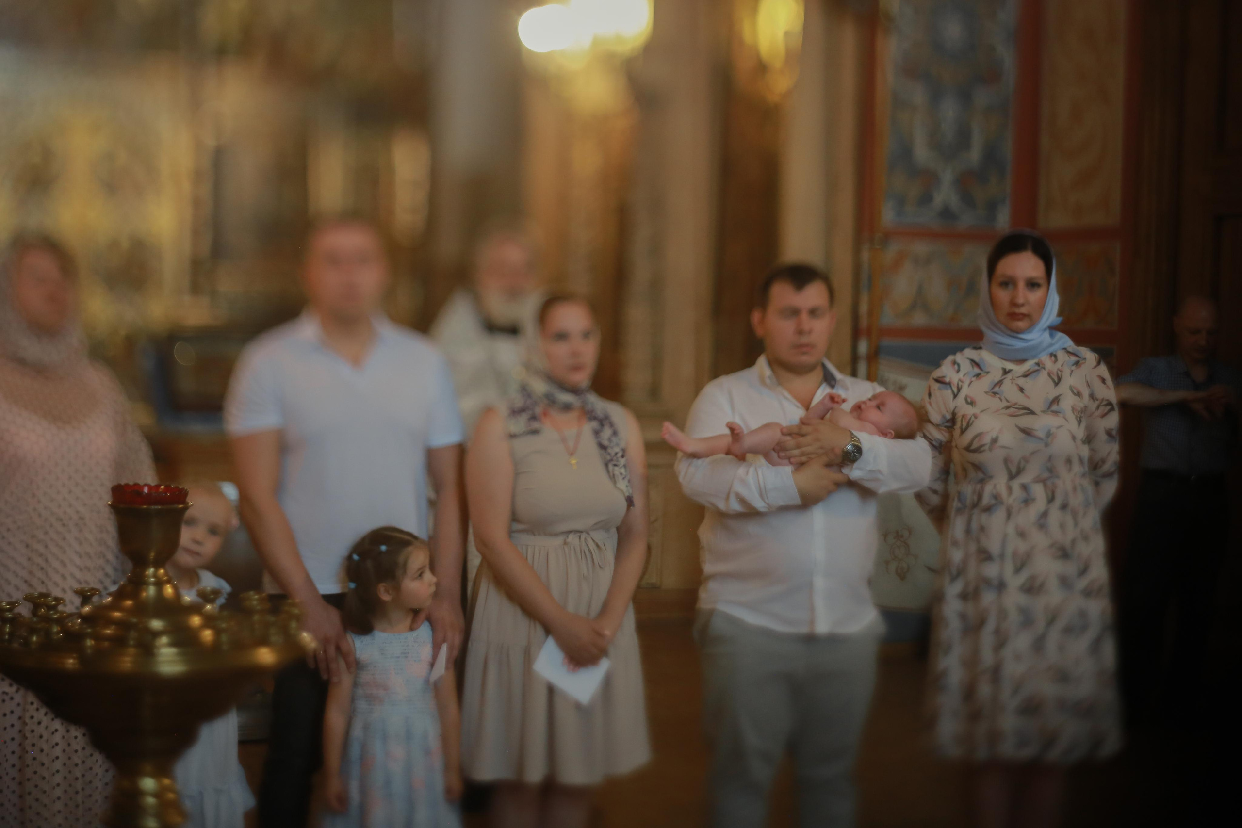 Крещение Евы. Покровский собор. Измайловский остров. Антонина Морозова, профессиональный семейный фотограф видеограф