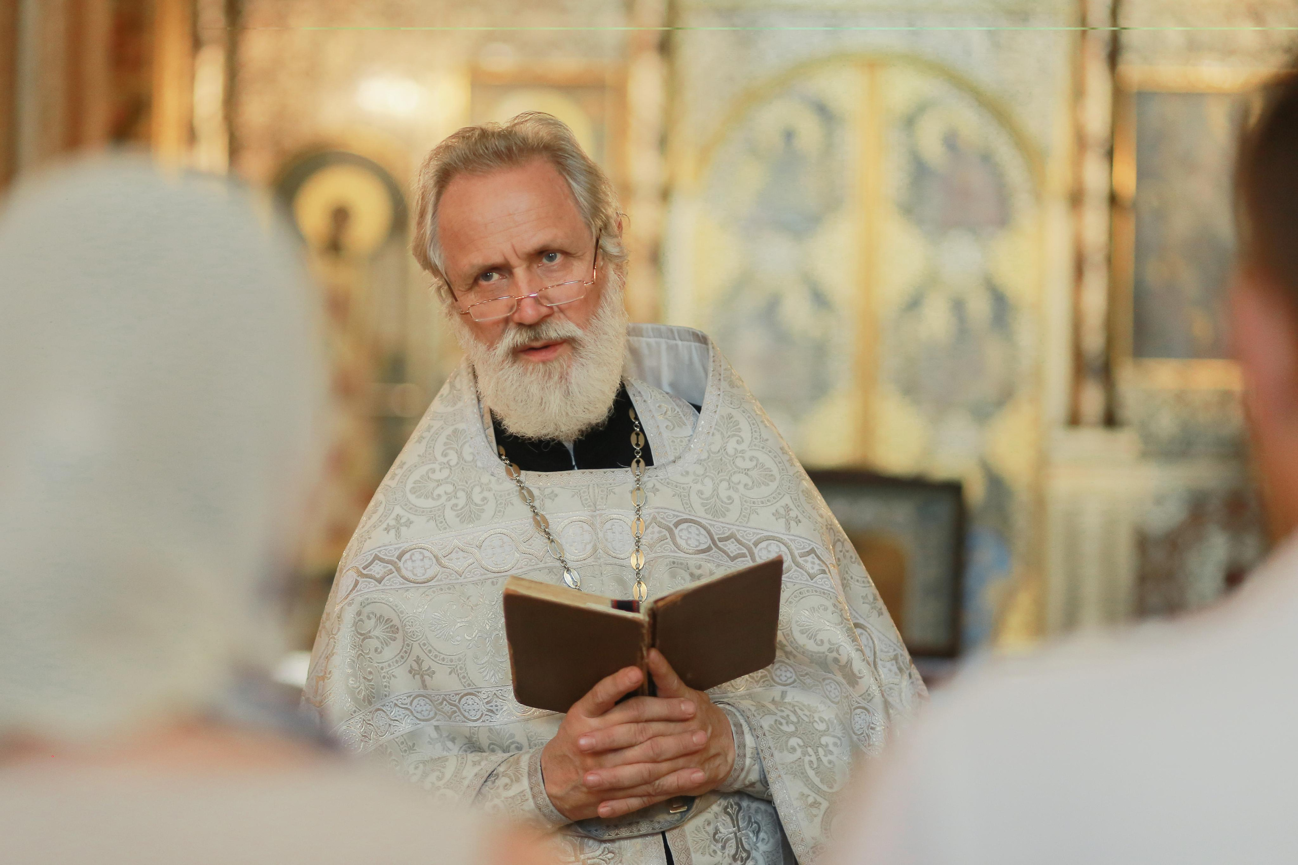 Крещение Евы. Покровский собор. Измайловский остров. Антонина Морозова, профессиональный семейный фотограф видеограф