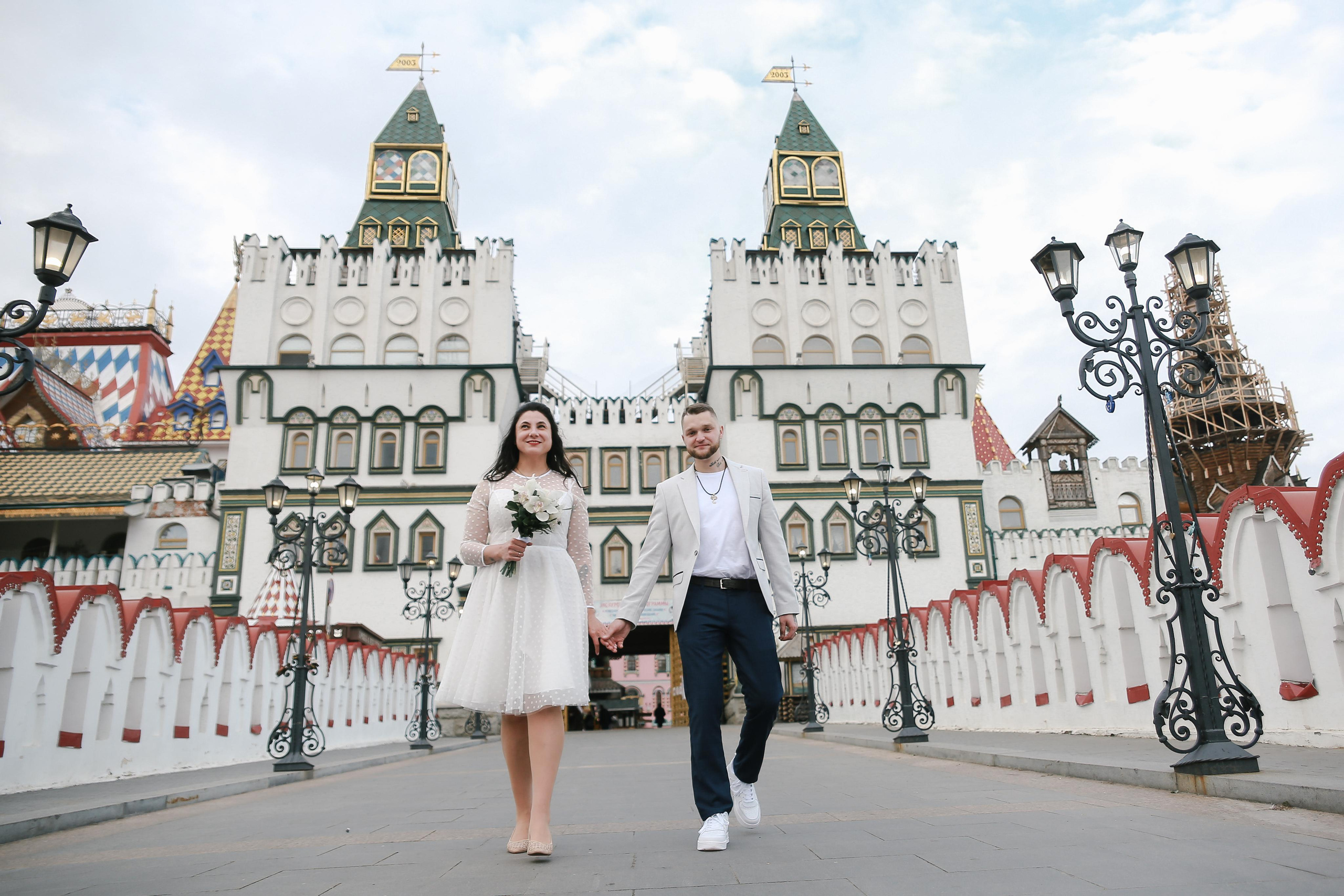 Дмитрий и Олеся. Измайловский Кремль. Антонина Морозова, профессиональный семейный фотограф видеограф