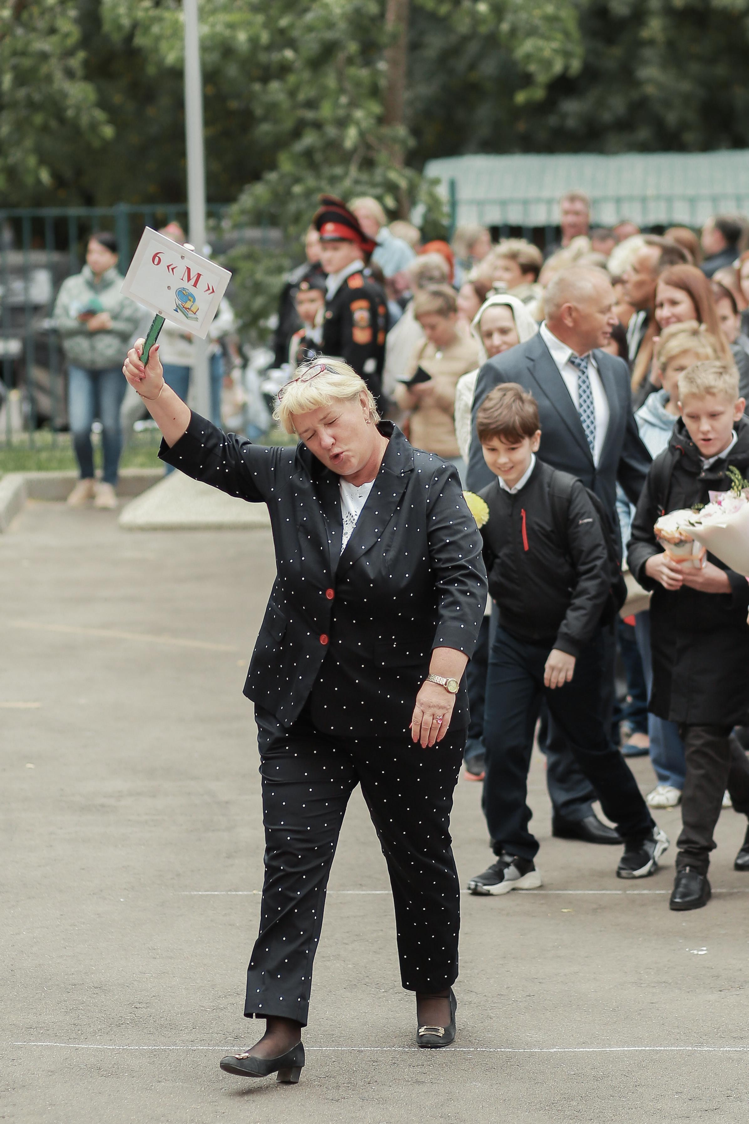1 сентября в школе 296. Антонина Морозова, профессиональный семейный фотограф видеограф
