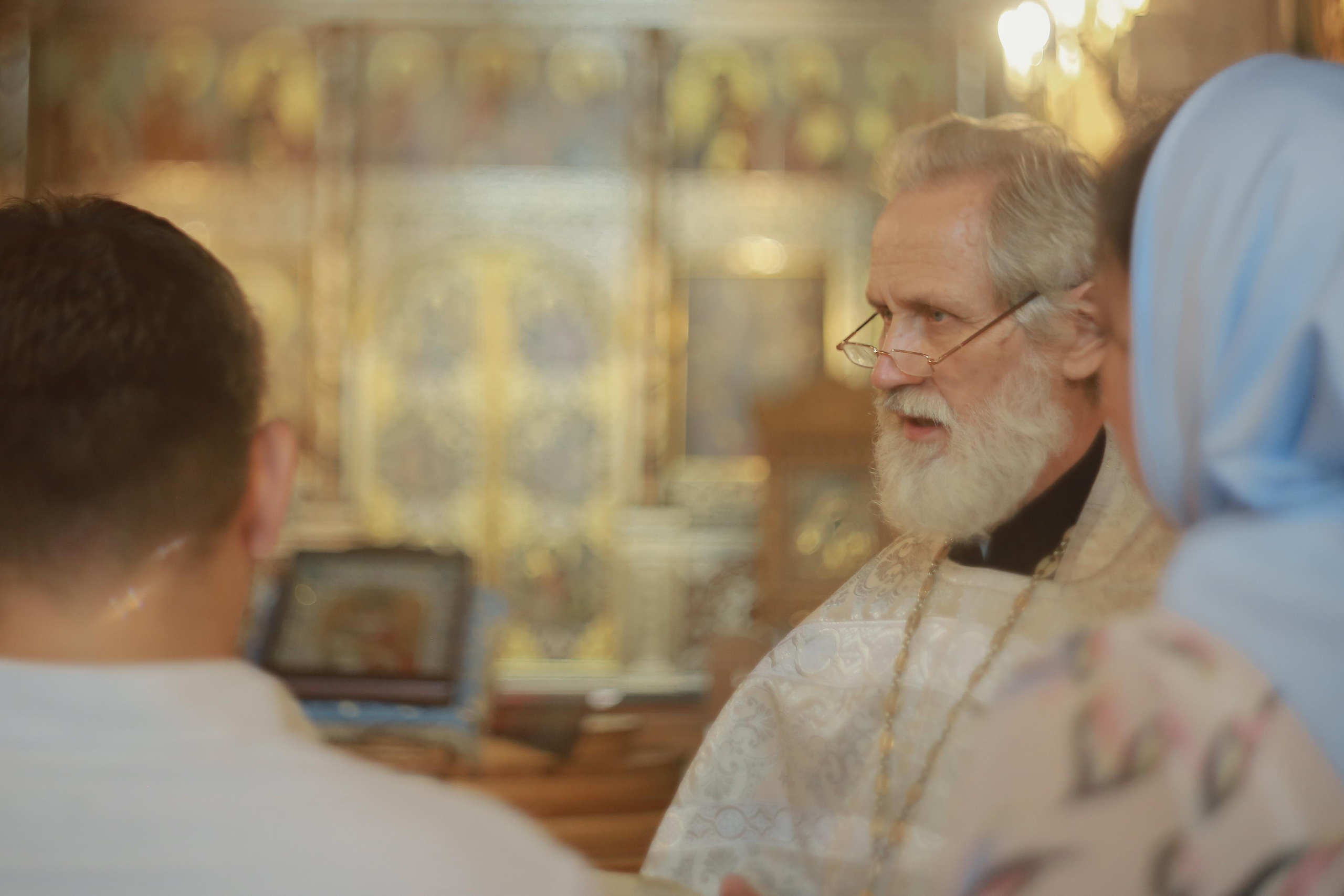 Крещение Евы. Покровский собор. Измайловский остров. Антонина Морозова, профессиональный семейный фотограф видеограф