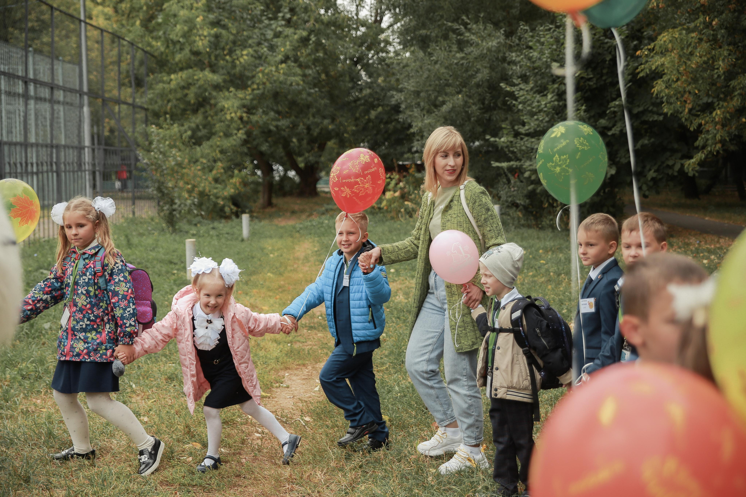 1 сентября в школе 296. Антонина Морозова, профессиональный семейный фотограф видеограф