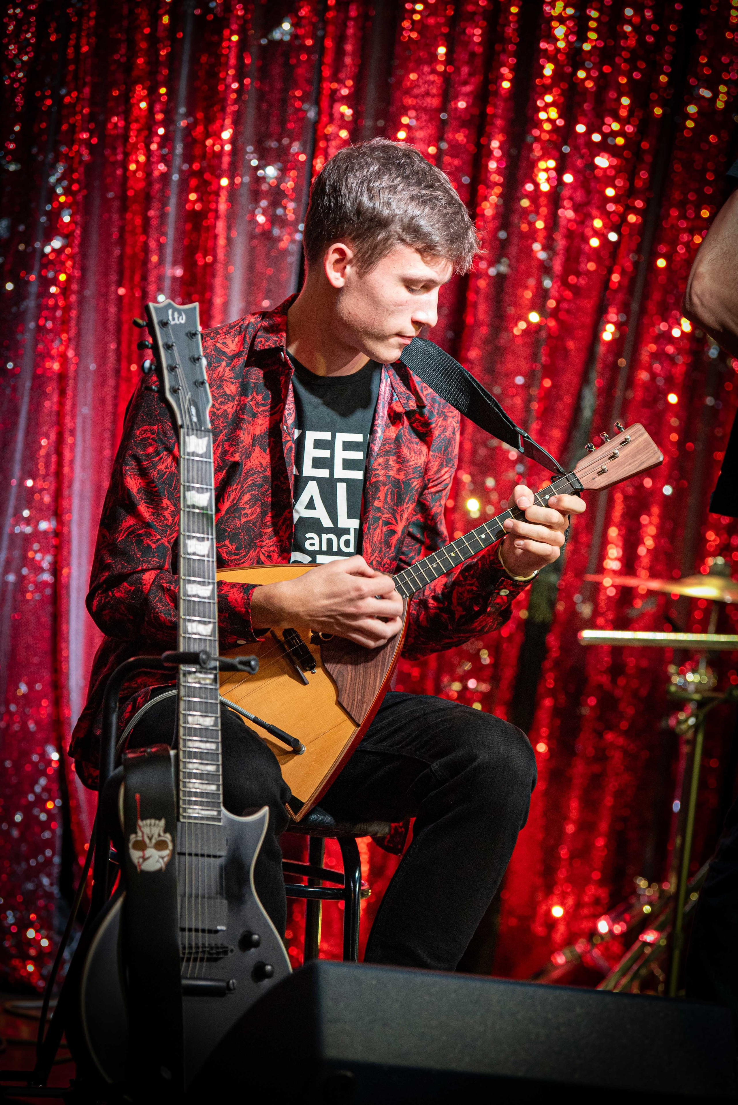 LifePub 16.12.2024. Московская кавер-группа BankBand