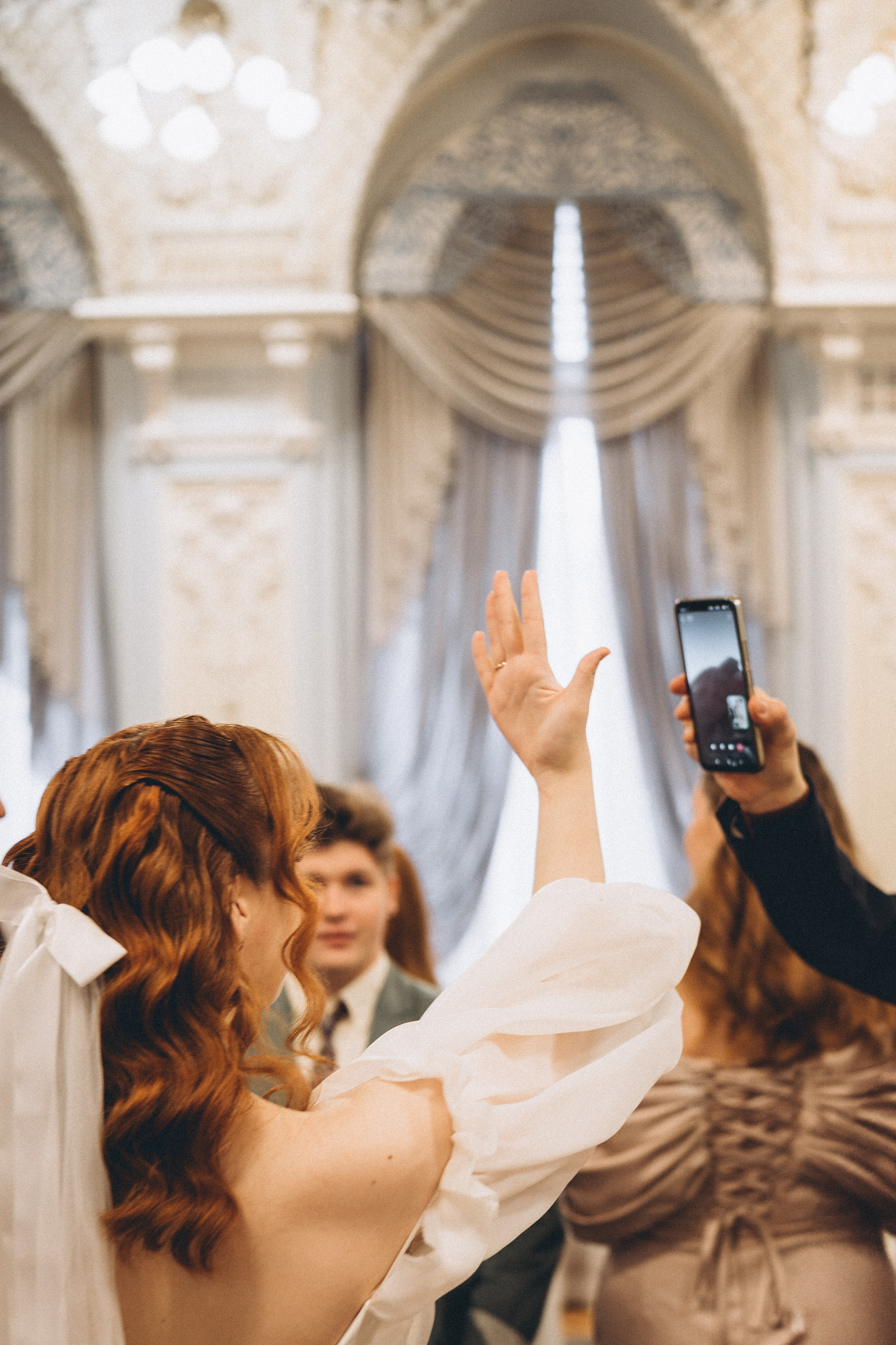 СВАДЕБНАЯ СЬЕМКА ВО ВТОРОМ ДВОРЦЕ С ГОСТЯМИ И ПРОГУЛКА В ТАВРИЧЕСКОМ САДУ. Профессиональный фотограф, Санкт-Петербург — Виктория Богомолова