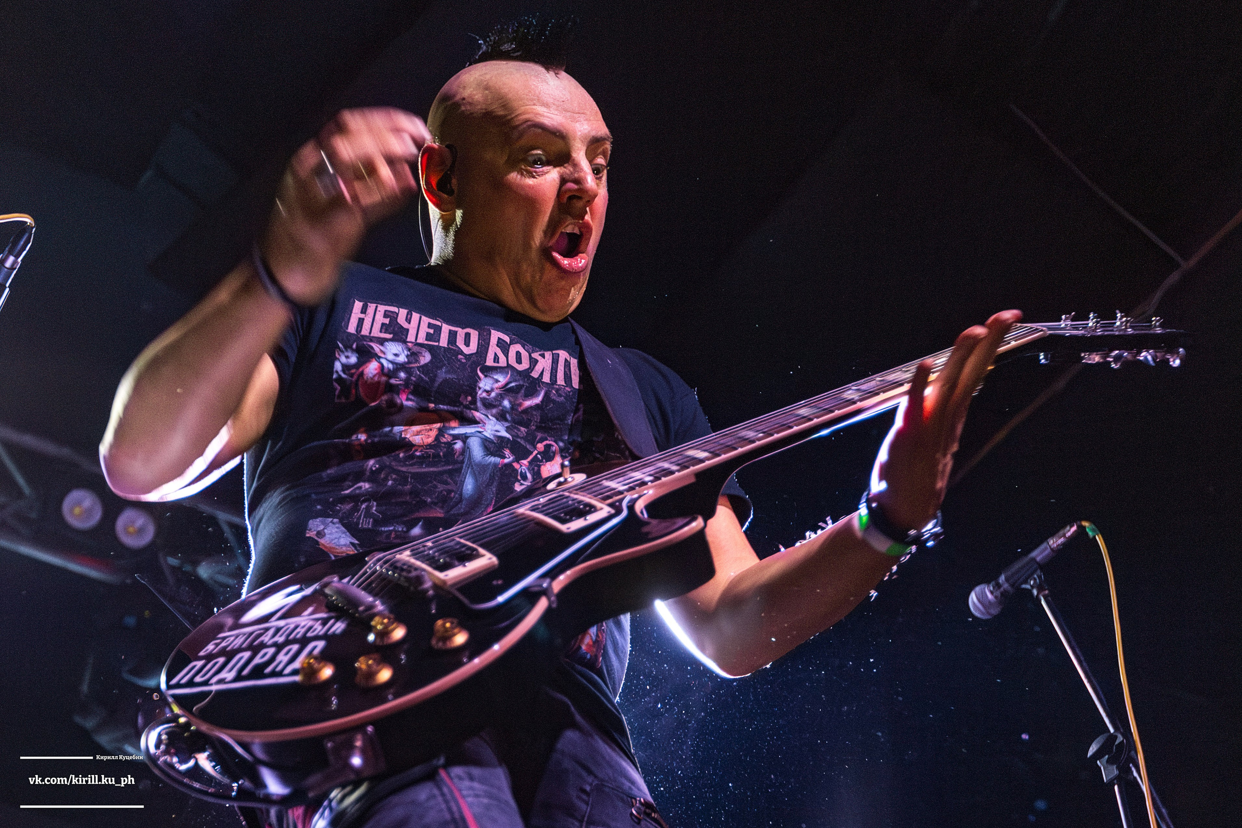 Концерт группы Бригадный подряд в клубе Нирвана, Екатеринбург. Репортажный фотограф Екатеринбург | Яркий, качественный репортаж | Концерты, клубы, репортаж, праздники, корпоративы