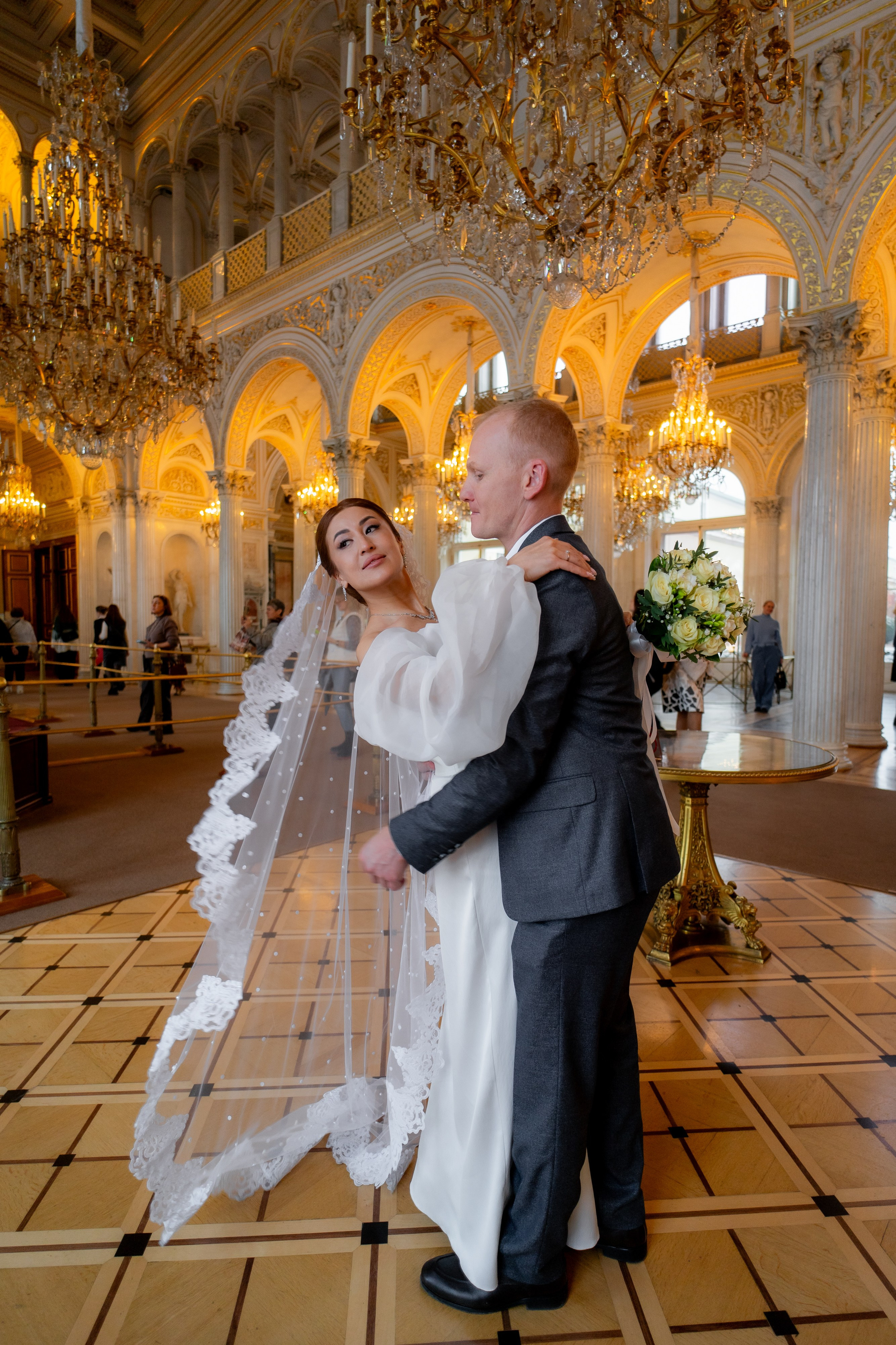 Места для фотосессии зимой в плохую погоду в Санкт-Петербурге. Свадебный фотограф Александр Невский в Санкт-Петербурге