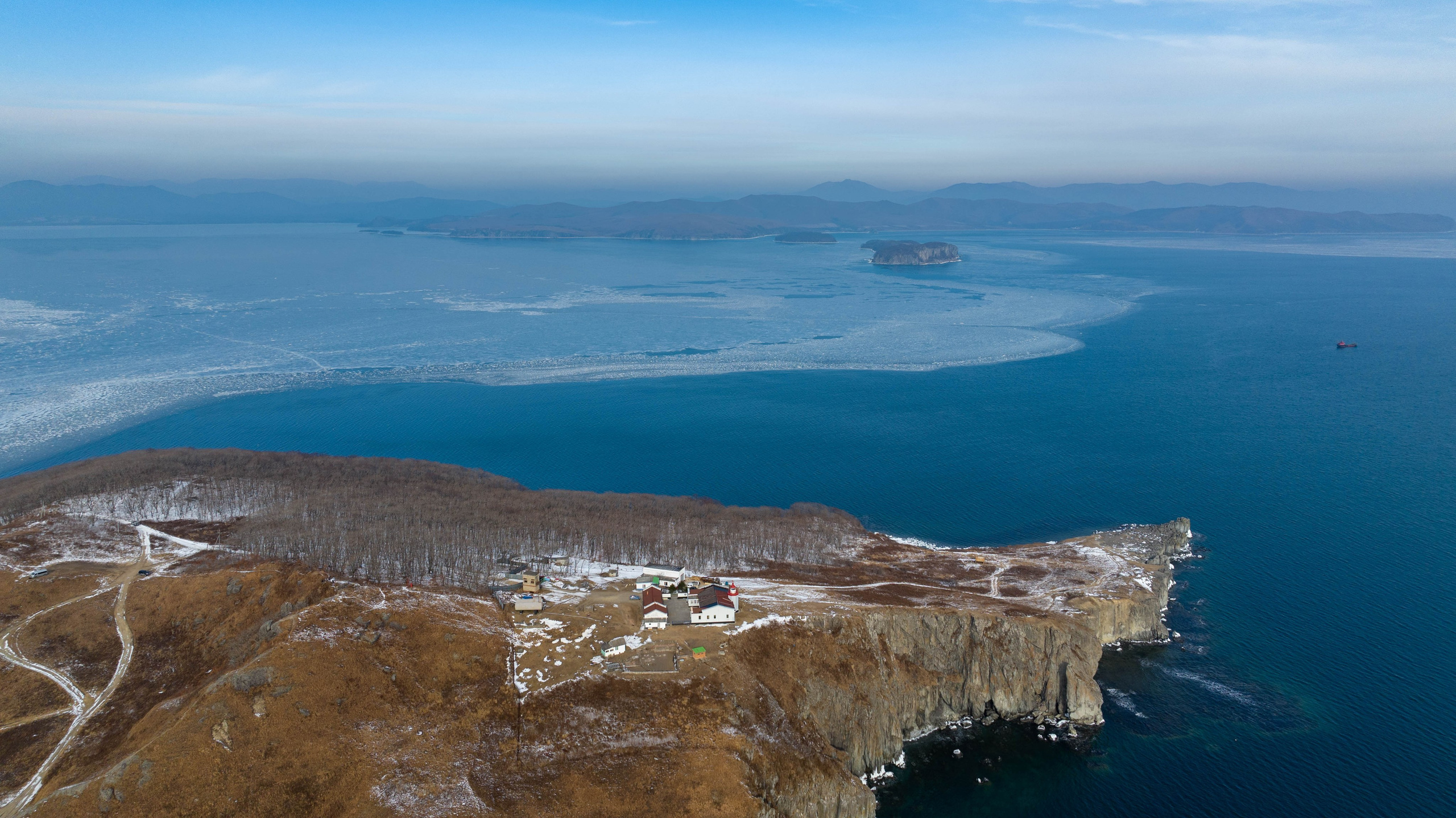 Мыс Брюса. Турист оптимист