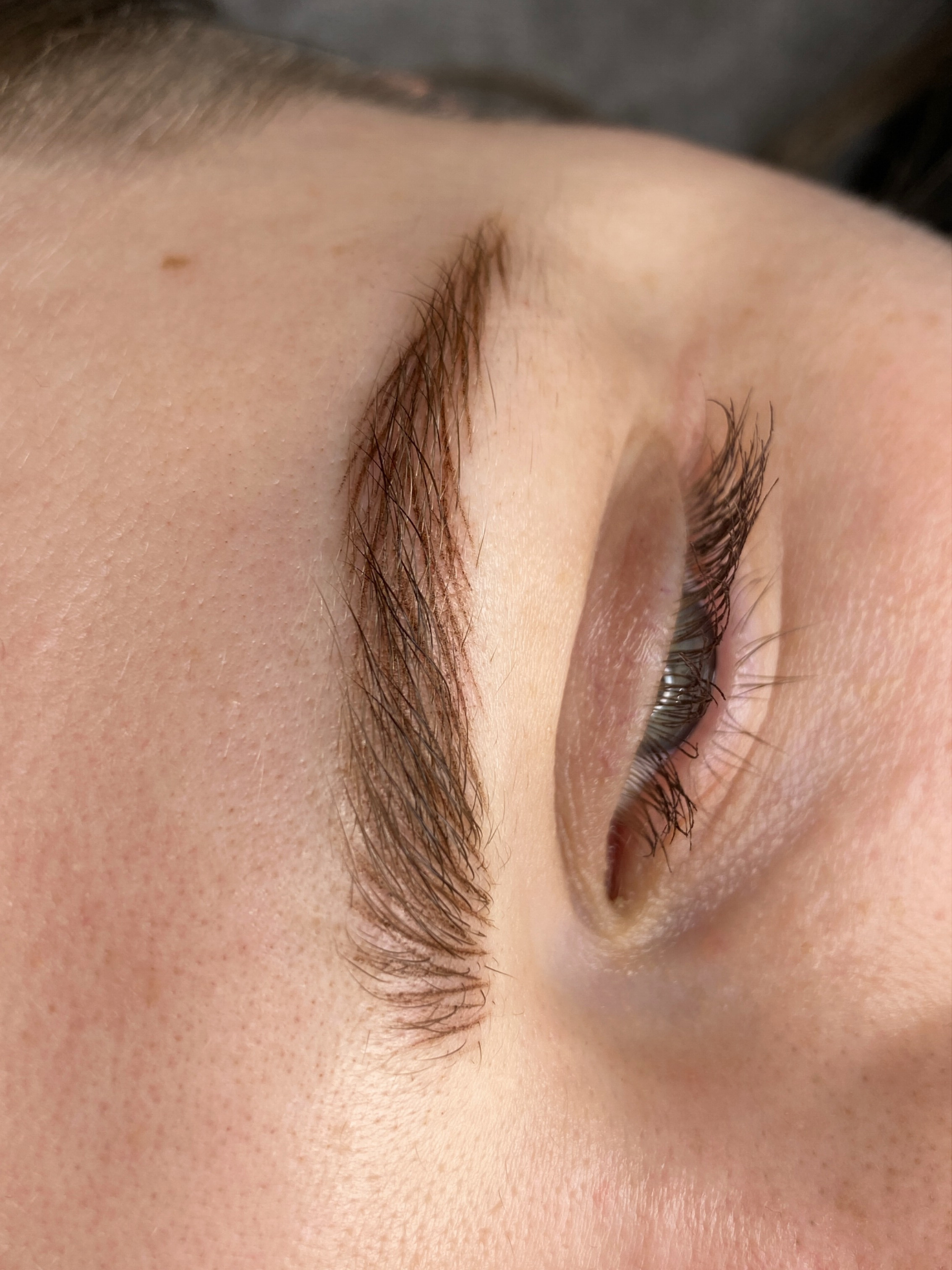 Онлайн обучение волосковой технике гиперреализм. Студия перманентного макияжа, косметологии и массажа SYMMETRY в Москве, м. Киевская