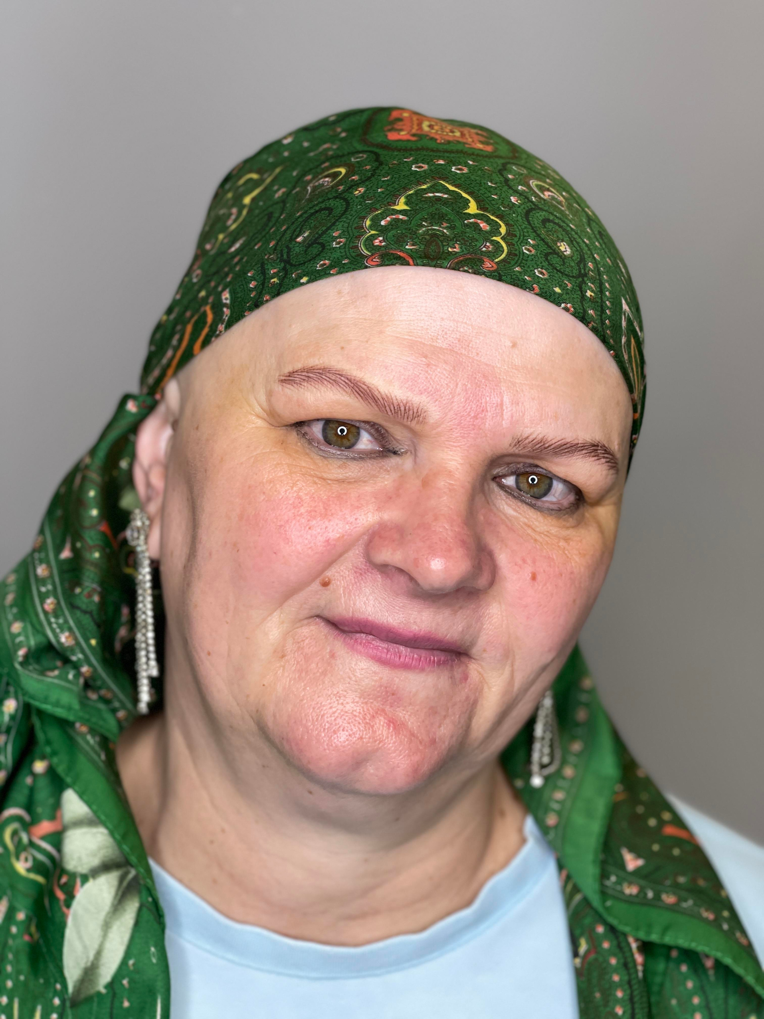 Онлайн обучение волосковой технике гиперреализм. Студия перманентного макияжа, косметологии и массажа SYMMETRY в Москве, м. Киевская