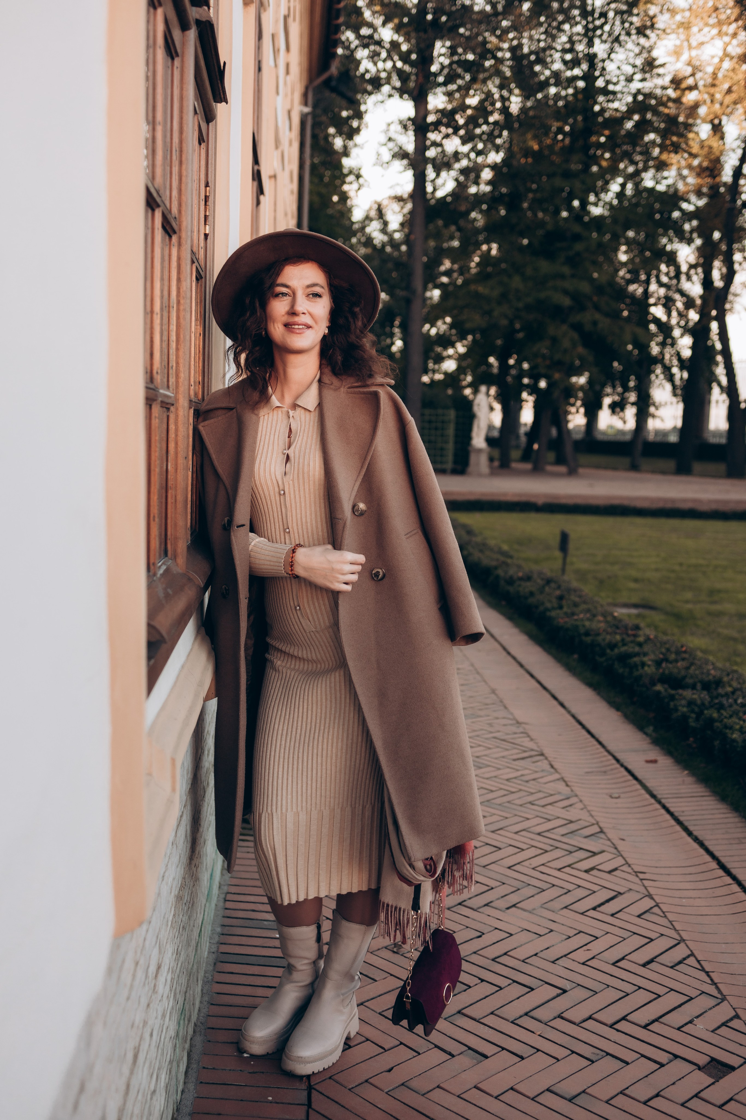 Женская осенняя фотосессия в Летнем саду. Семейный и детский фотограф в Санкт-Петербурге Павлова Елена