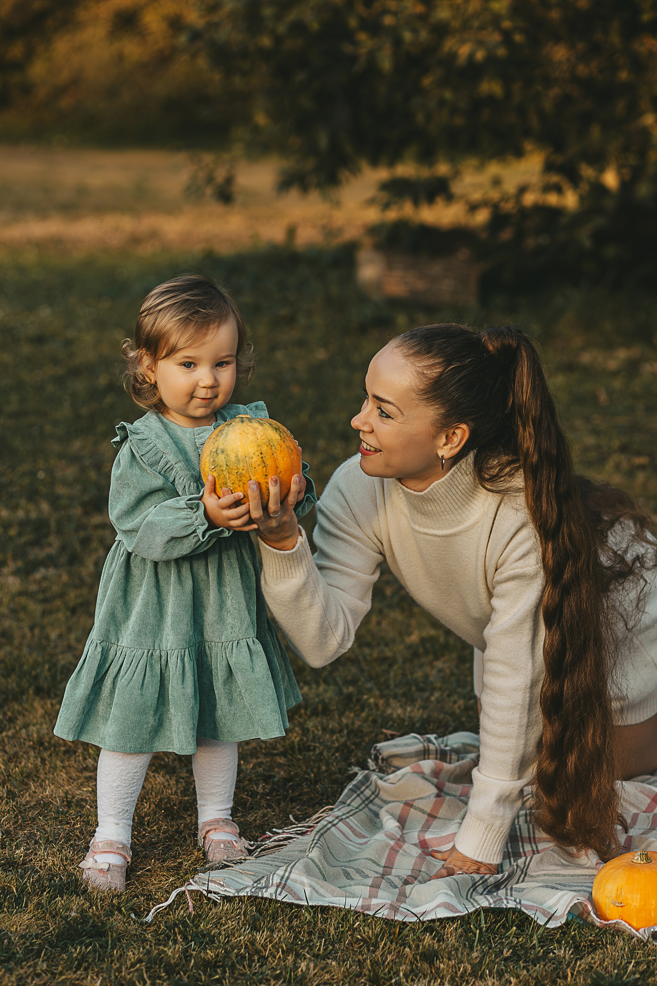 Осеняя Фотосессия мамы с дочками. Семейный и женский фотограф в Москве Надежда Воробьева
