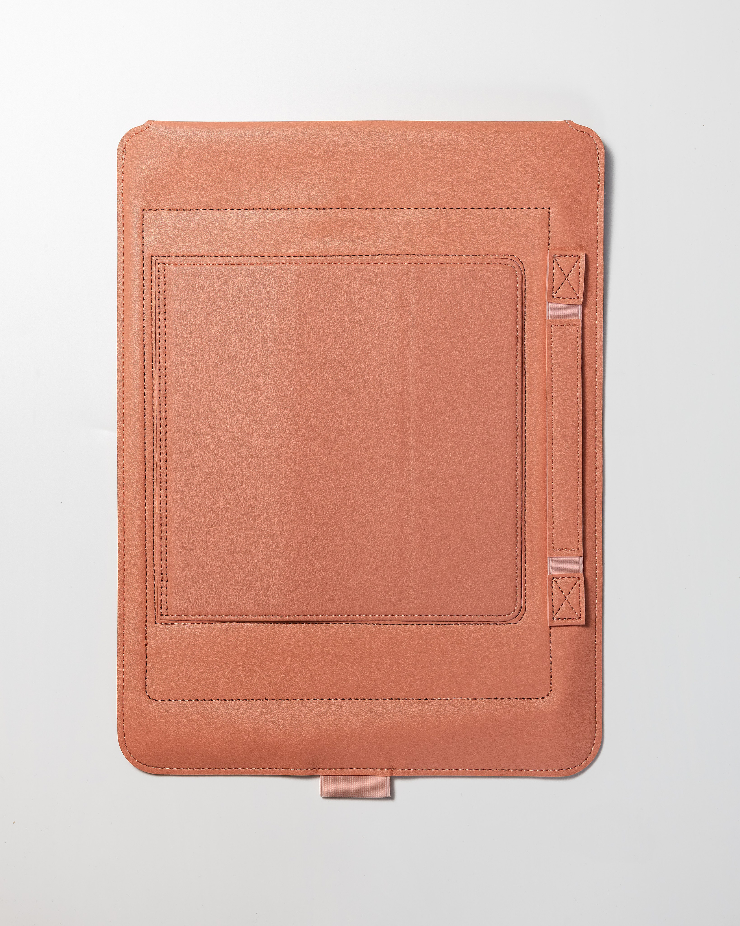 WB: Клавиатуры и чехлы. Фотограф и видеограф в Улан-Удэ: Аюна Габагуева и Артём Шаханов