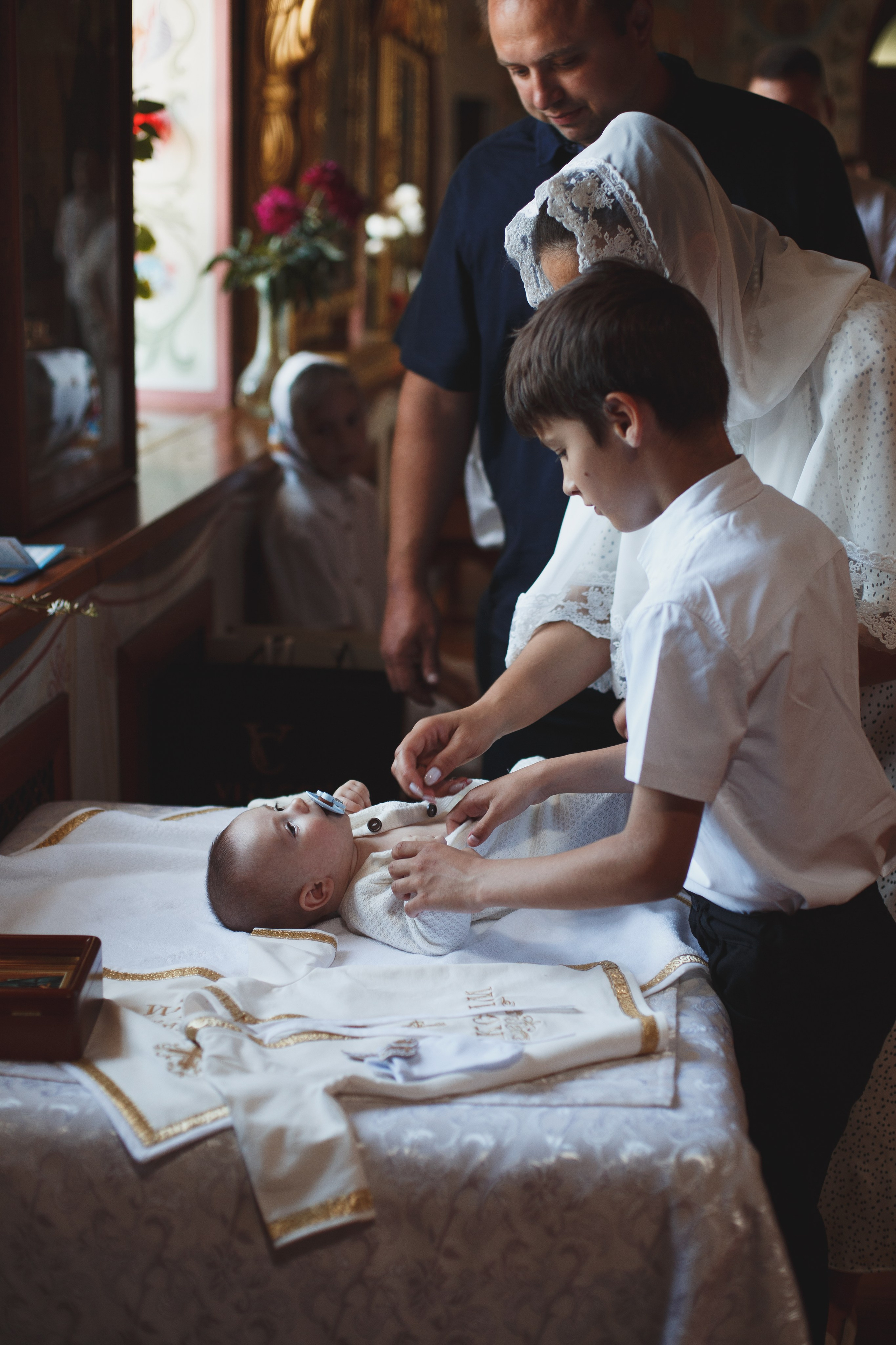 Фотосъёмка таинства крещения в Белгороде. Свадебный и контент фотограф в Белгороде Ярослав Гаврилейченко